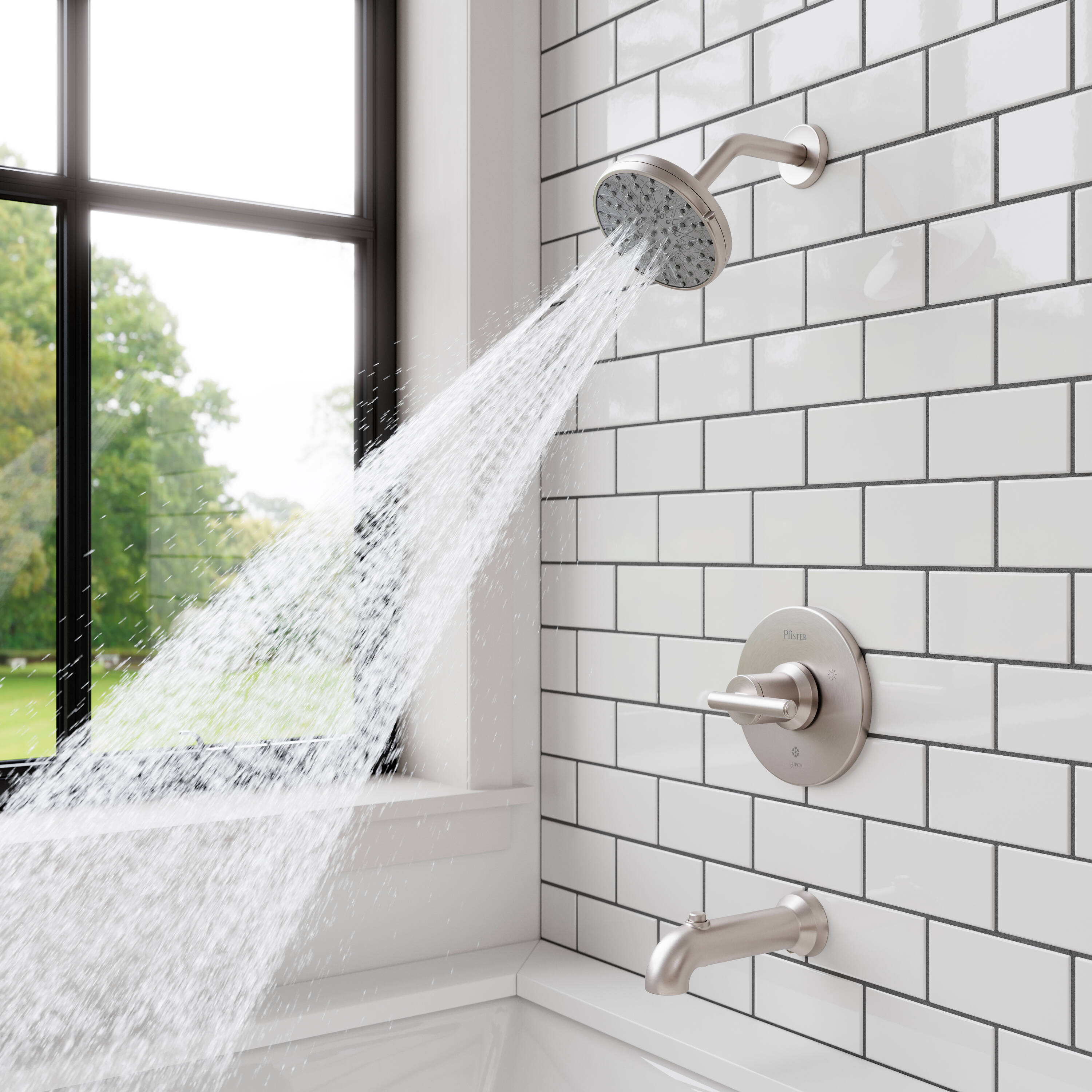 Grifo para bañera y ducha redondo de 1 manija y función múltiple de 5.563 pulgadas con recubrimiento Spot Defense de níquel cepillado Capistrano de Pfister y válvula 8P8-WS2-CSOSGS.