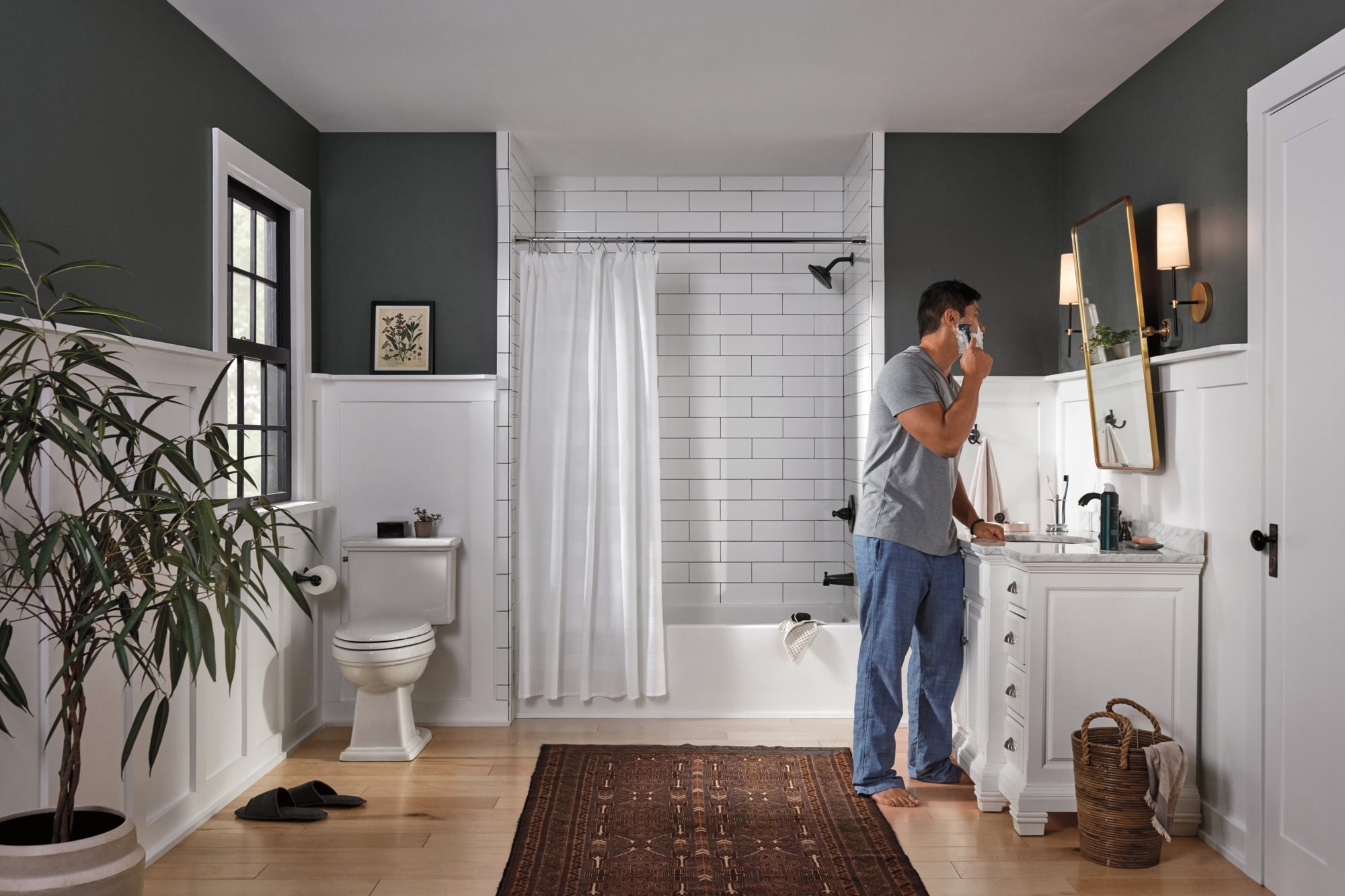 Grifo de bañera y ducha redondo de 5.938 pulgadas, de un solo mango y función única en bronce aceitado - Peerless Elmhurst PTT14465-OB