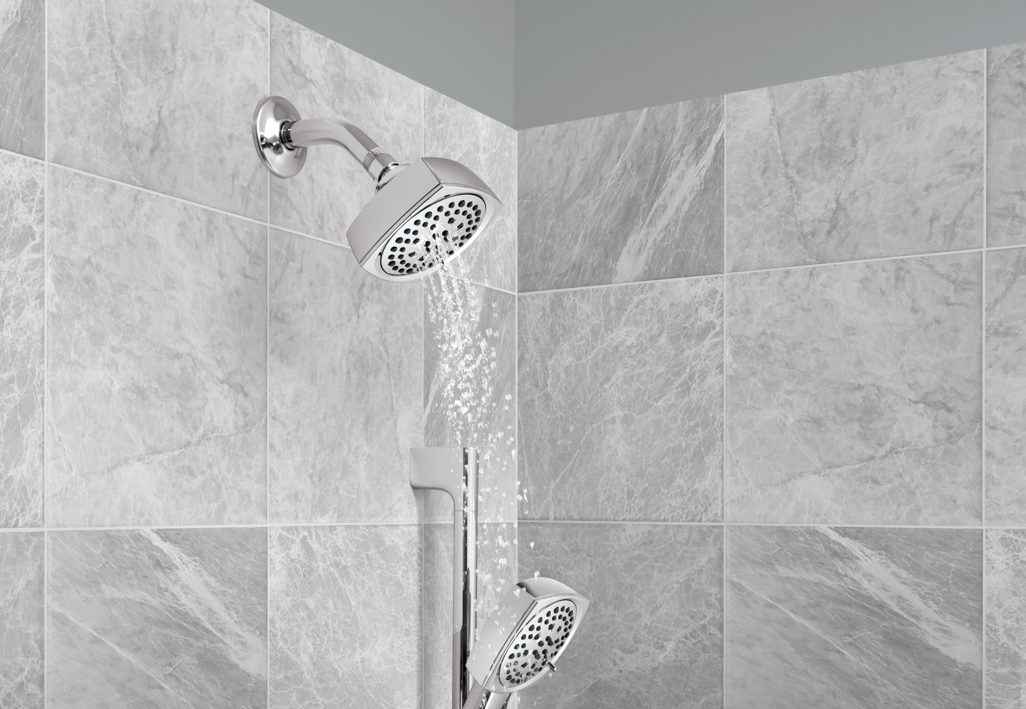 Grifo de bañera y regadera multi-función de 1 manija en cromo Peerless Ezra de 4 pulgadas