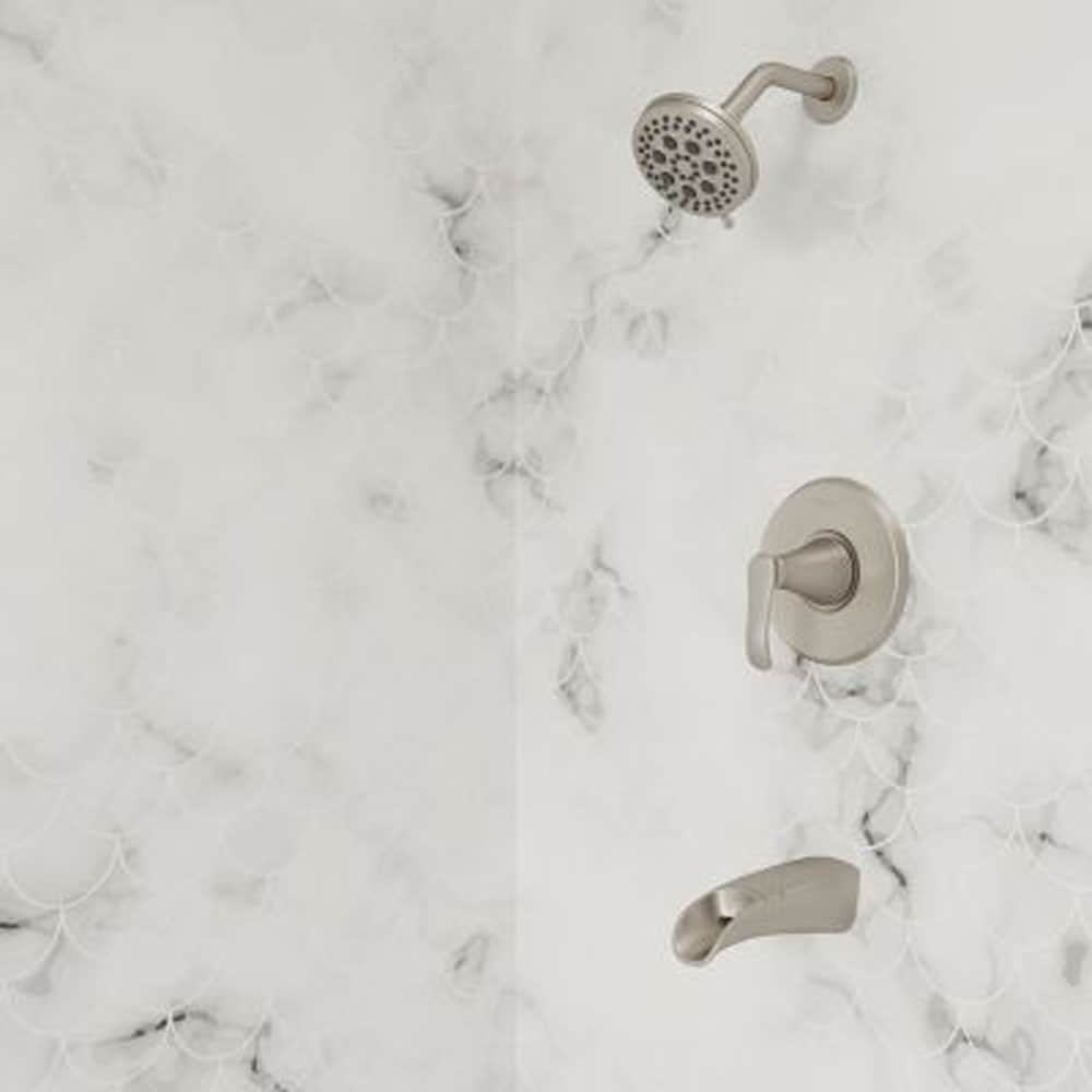 Grifo para bañera y regadera redondo de 4.56 pulgadas con válvula y función múltiple de 1 mango en níquel cepillado resistente a las manchas Jaida Pfister