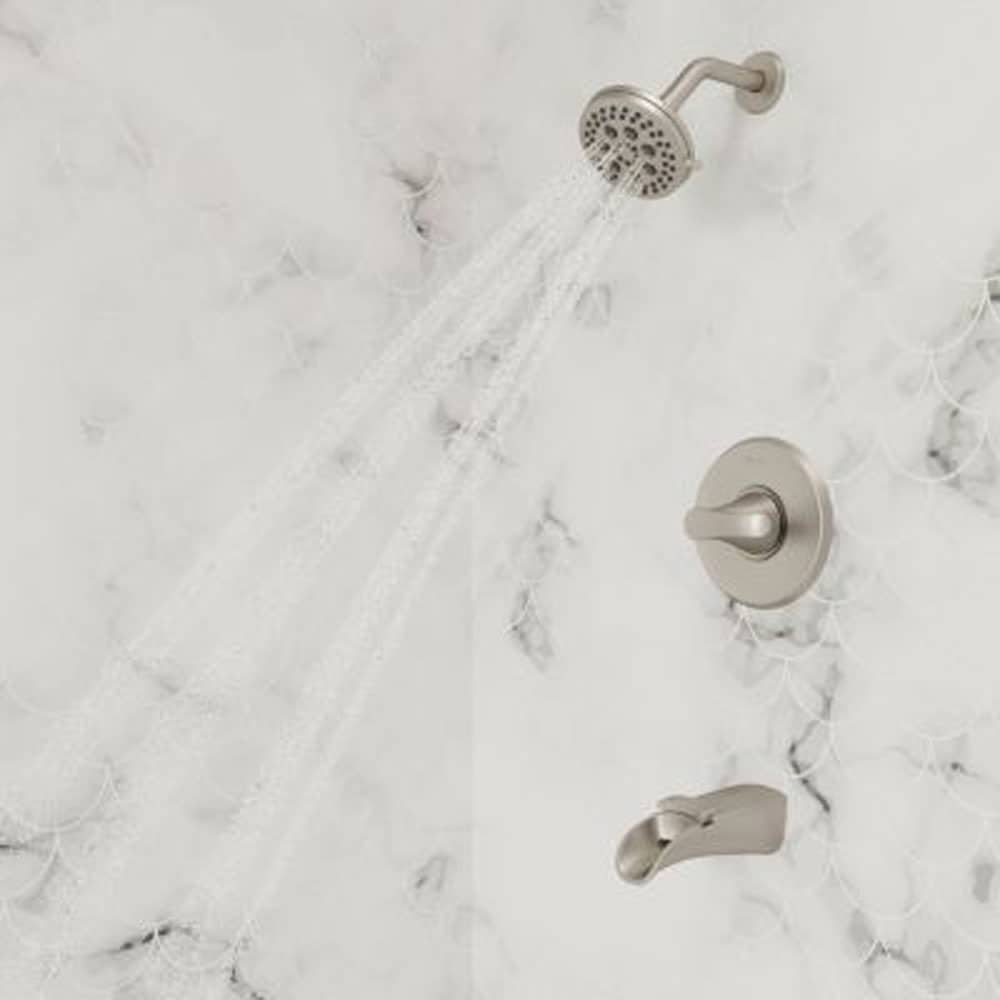 Grifo para bañera y regadera redondo de 4.56 pulgadas con válvula y función múltiple de 1 mango en níquel cepillado resistente a las manchas Jaida Pfister