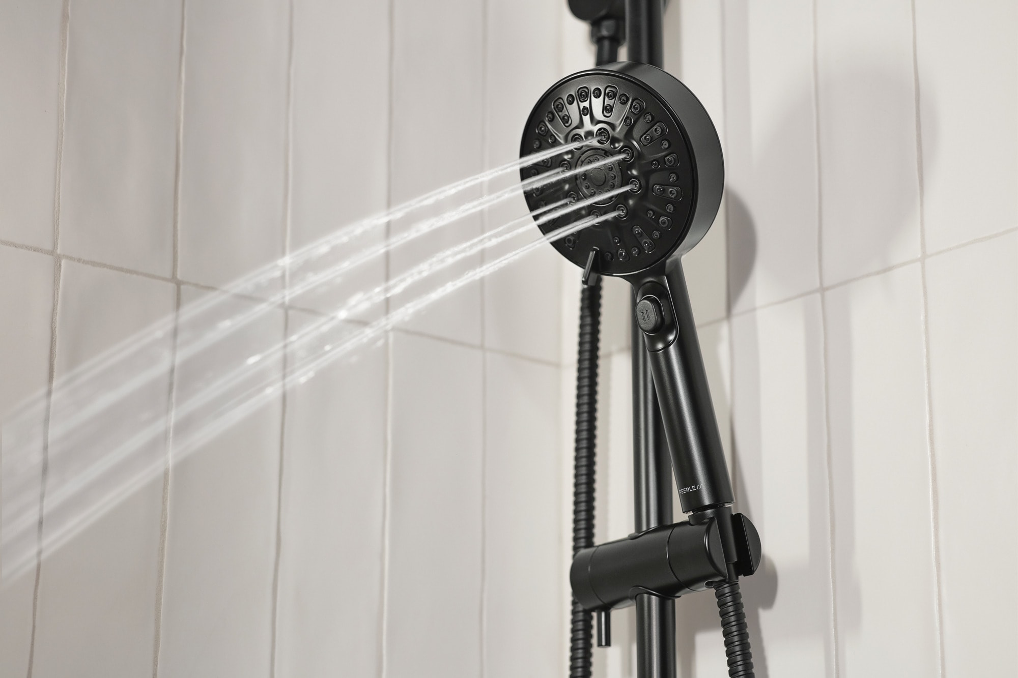 Precept Negro Mate de Primera Calidad Vendido por Separado Mezcladora de Bañera y Ducha Redonda Multifuncional de 4.562 Pulgadas con Válvula P62447-BL