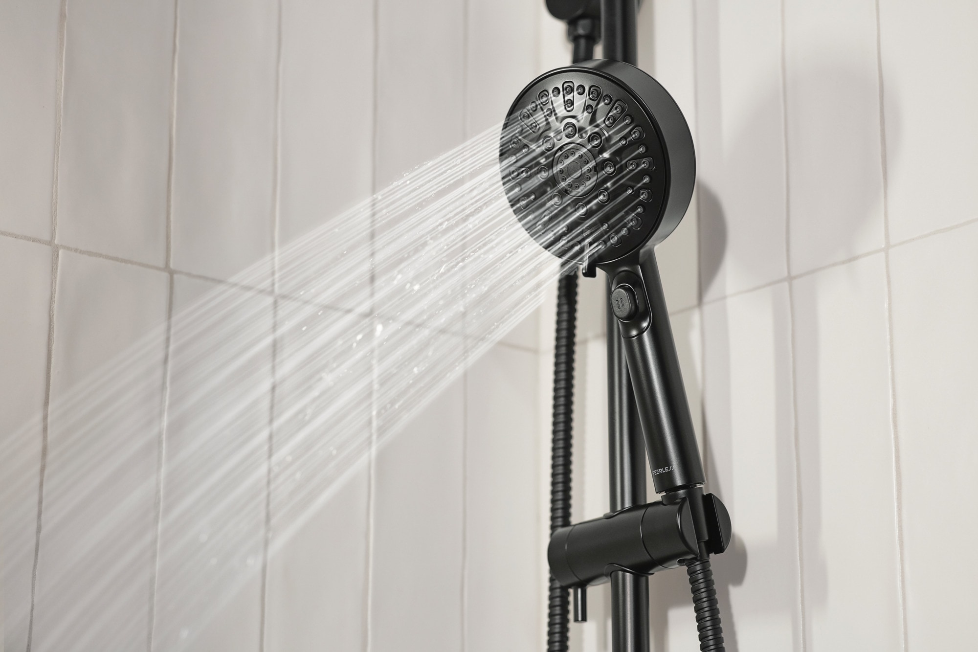 Precept Negro Mate de Primera Calidad Vendido por Separado Mezcladora de Bañera y Ducha Redonda Multifuncional de 4.562 Pulgadas con Válvula P62447-BL