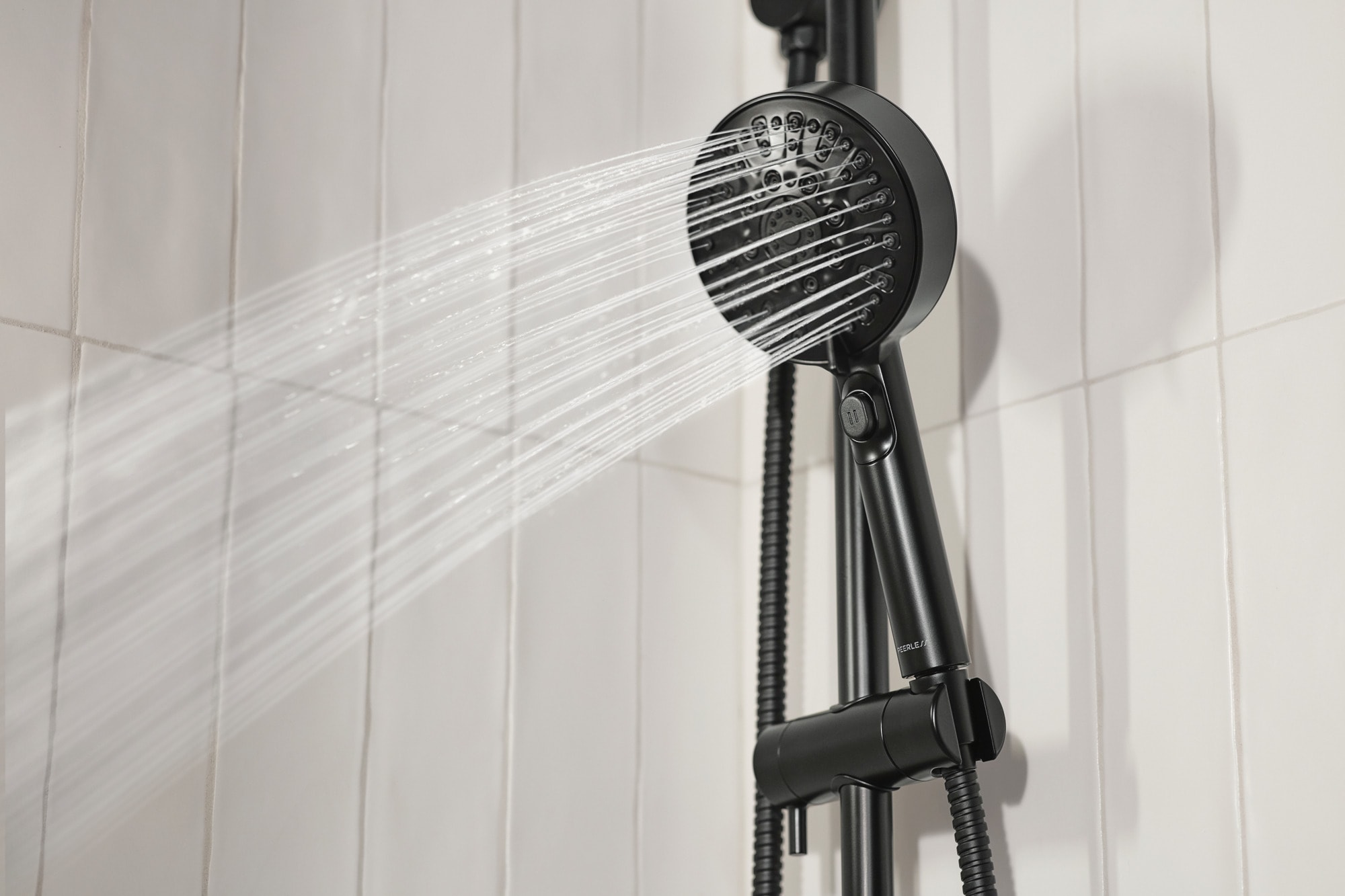 Precept Negro Mate de Primera Calidad Vendido por Separado Mezcladora de Bañera y Ducha Redonda Multifuncional de 4.562 Pulgadas con Válvula P62447-BL