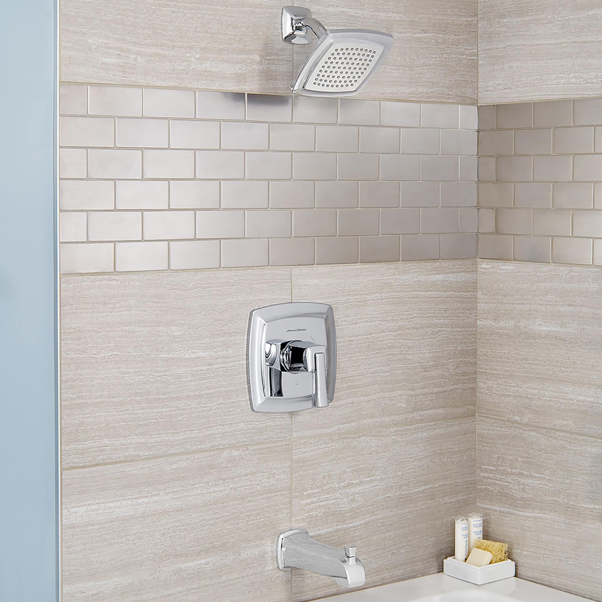 American Standard Townsend Cromo Pulido 1 manija de Función Individual 6.125 pulgadas cuadradas Bañera y regadera Grifo TU353502.002