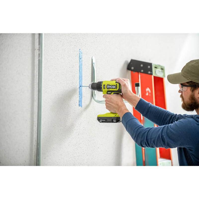 RYOBI ONE+ 18V Taladro percutor inalámbrico de 1/2 pulg. con kit de batería de 1.5 Ah y cargador - PCL220K1
