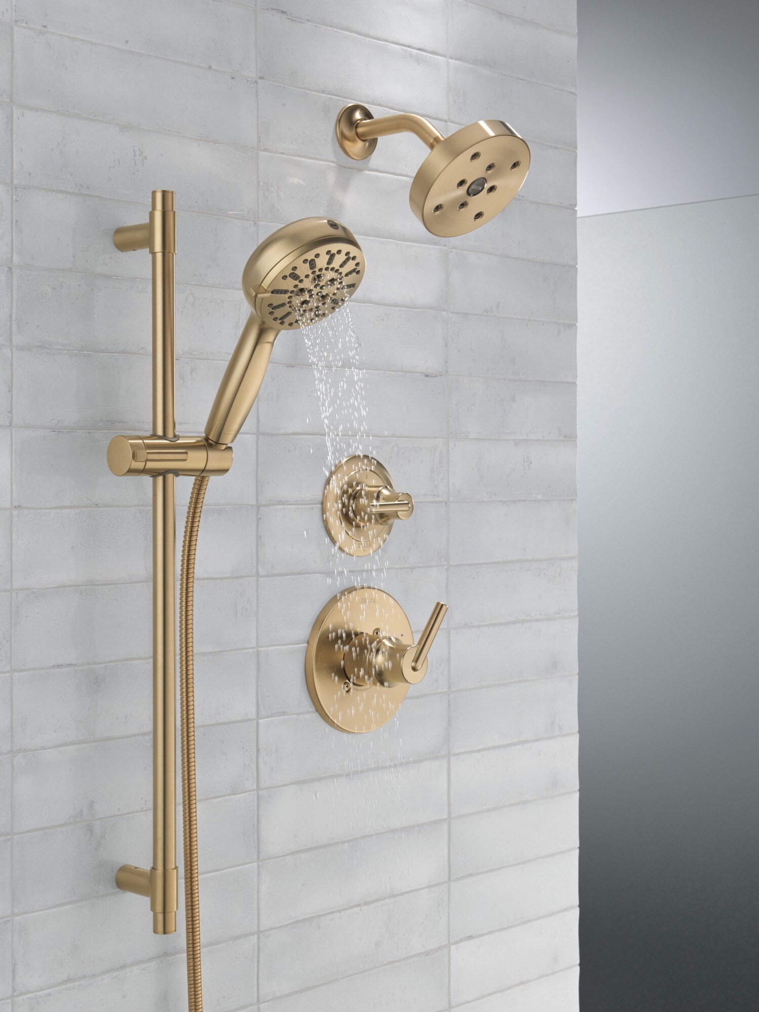 Grifo de ducha redondo de 5.4 pulgadas con acabado Champagne Bronze de un solo mango y función única de Delta Trinsic T14259-CZ