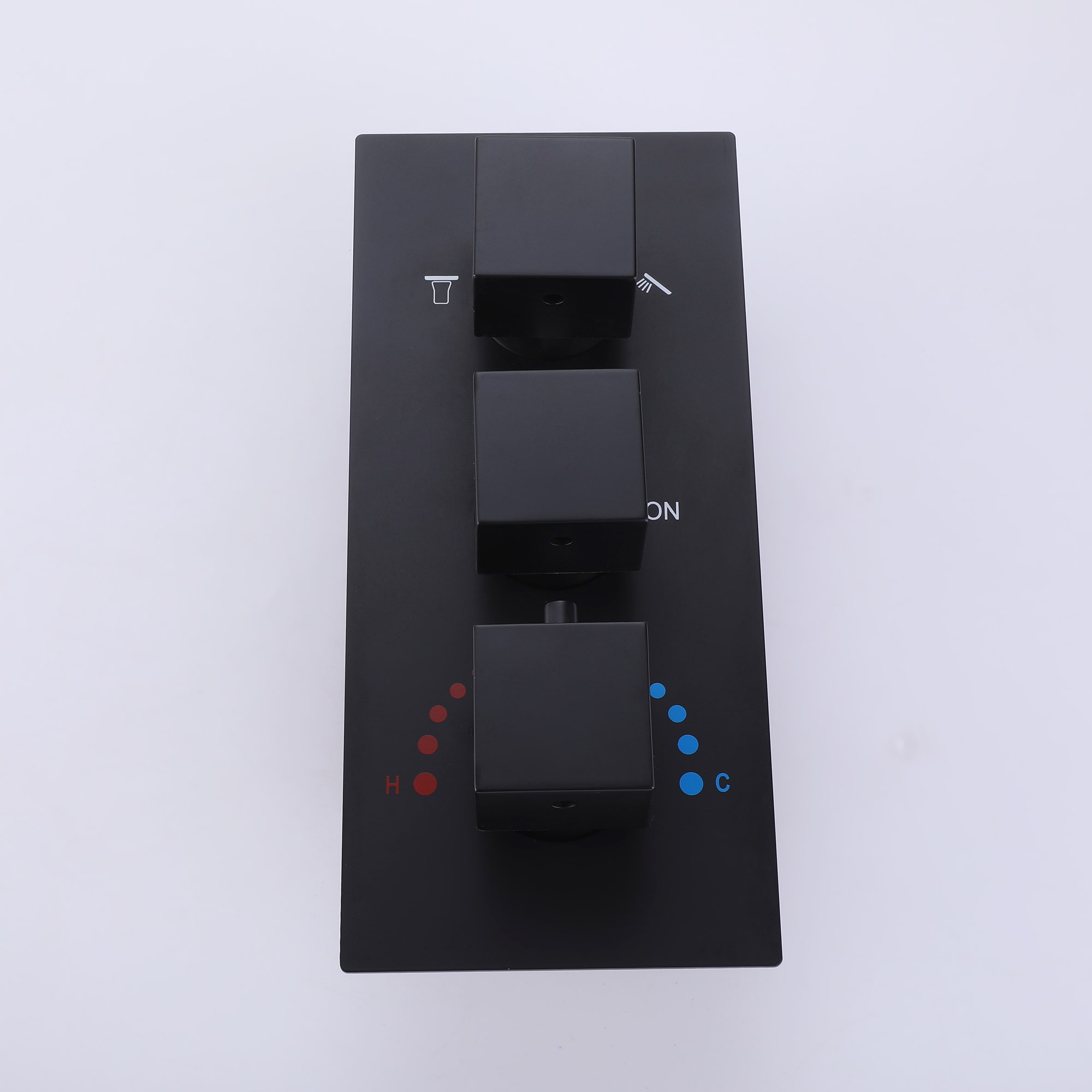 Grifo de ducha rectangular de 10 pulgadas con válvula y 3 manijas en negro mate de Nestfair