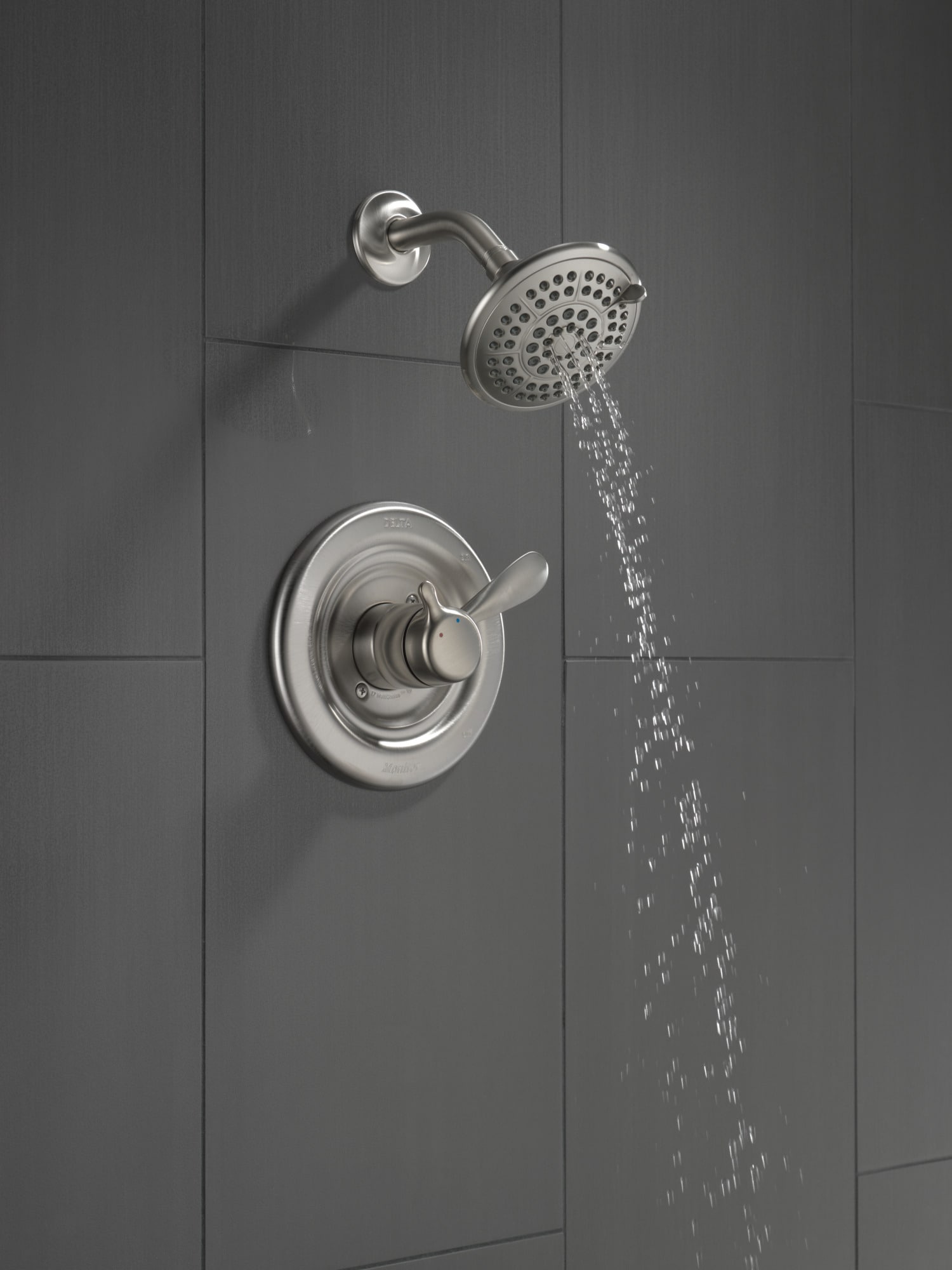 Grifo de ducha redondo de acero inoxidable con 2 manijas y función múltiple de 4.8750 pulgadas.