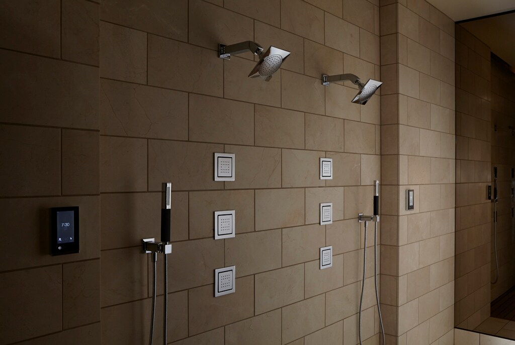 Regadera de azulejos de agua KOHLER cromada pulida Jet para ducha 8003-CP