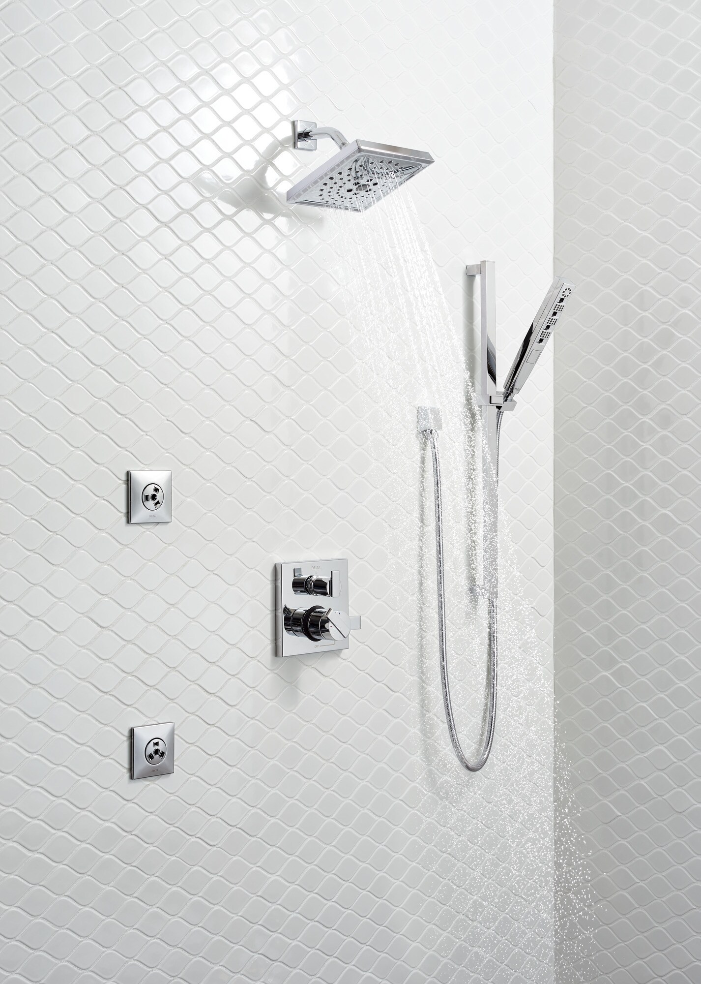 Regadera de Chorro Delta HydraChoice en Bronce Champagne SH5005-CZ