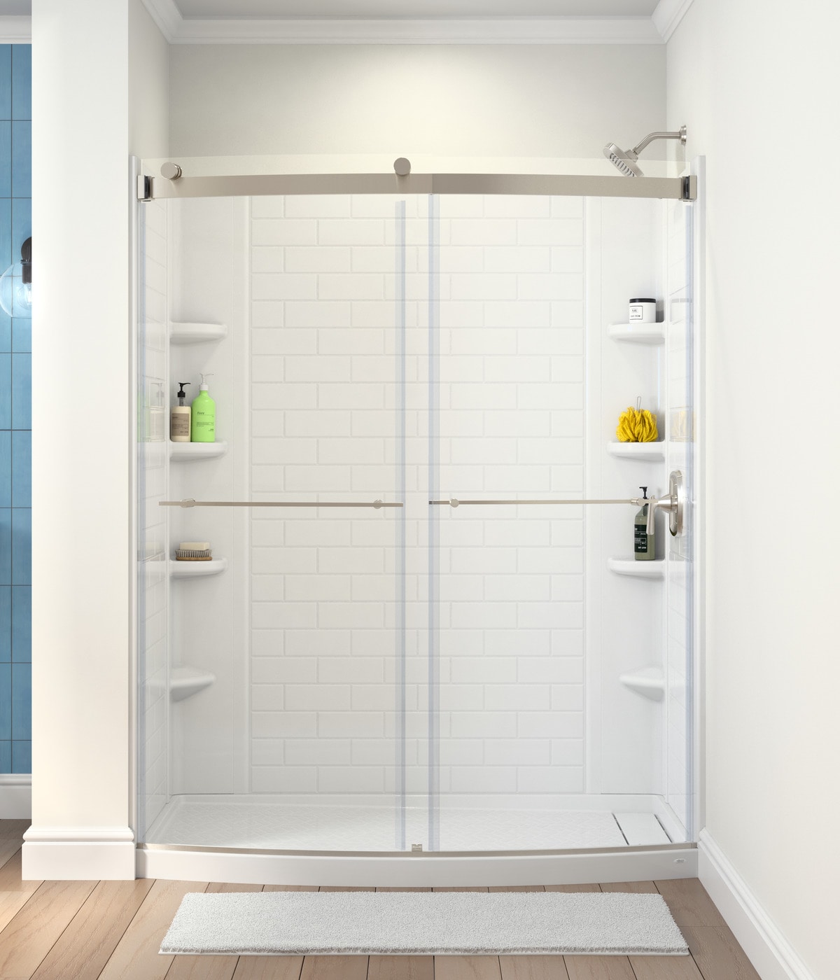 Kit de paneles para ducha encastrable en color blanco ártico de 3 piezas de American Standard Elevate, medidas 60 pulgadas de ancho x 30 pulgadas de profundidad x 72 pulgadas de altura.