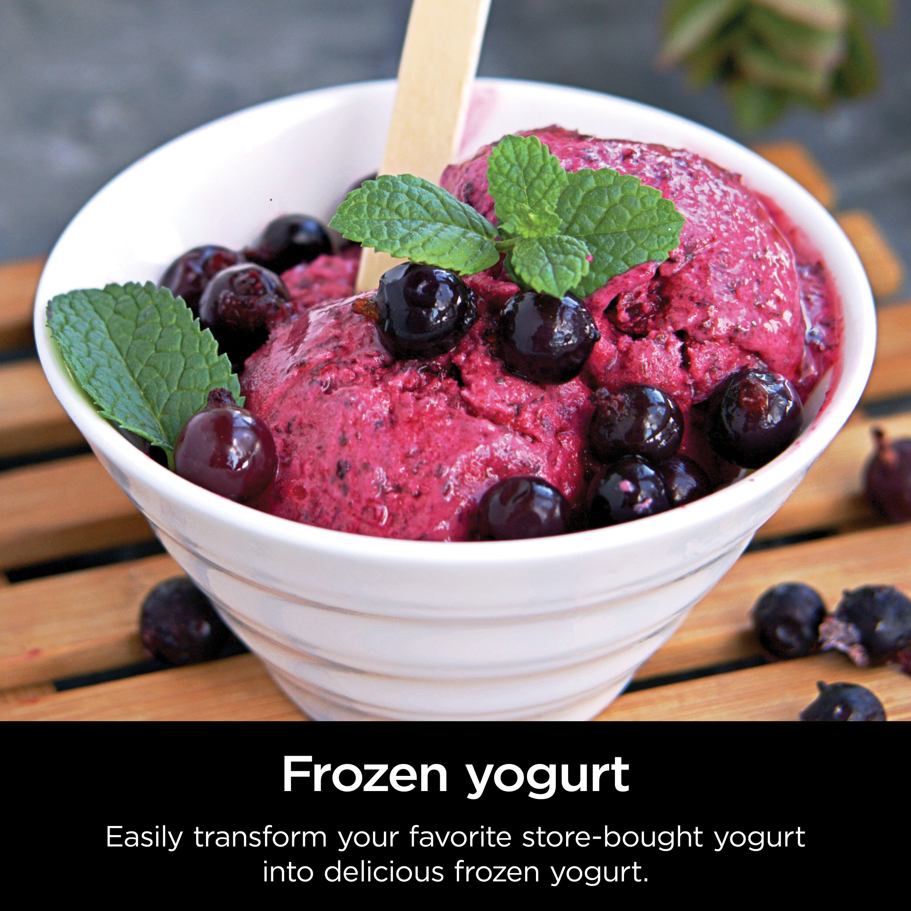Fabricador de postres congelados Ninja Creami Deluxe 11 en 1 de 0.75 cuartos de galón (hace: Helado, Sorbete, Yogur Congelado, Helado tipo Soft-Serve) NC501