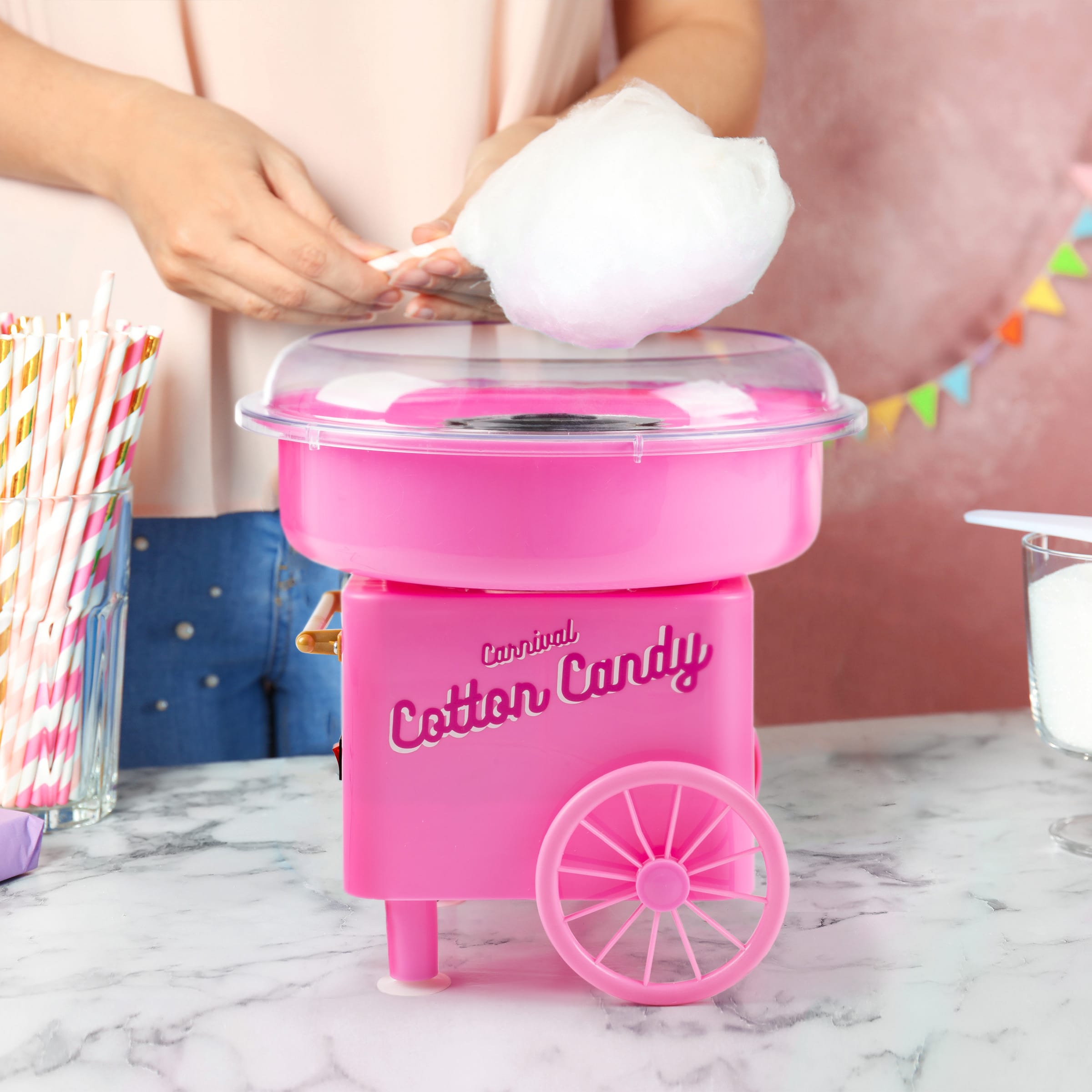 Máquina para hacer algodón de azúcar en rosa para colocar en la encimera (450 vatios) 83-DT6084.