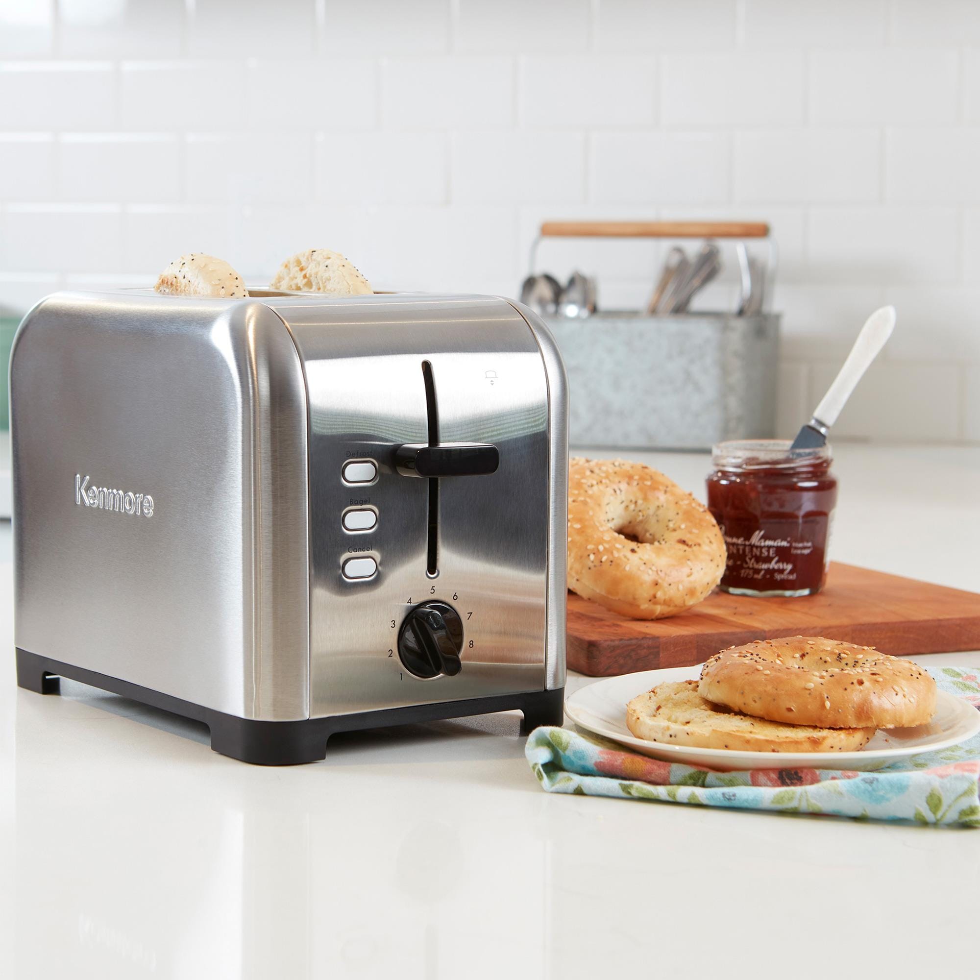 Tostador de 2 rebanadas de acero inoxidable Kenmore con ranuras extra anchas y 9 niveles de tostado