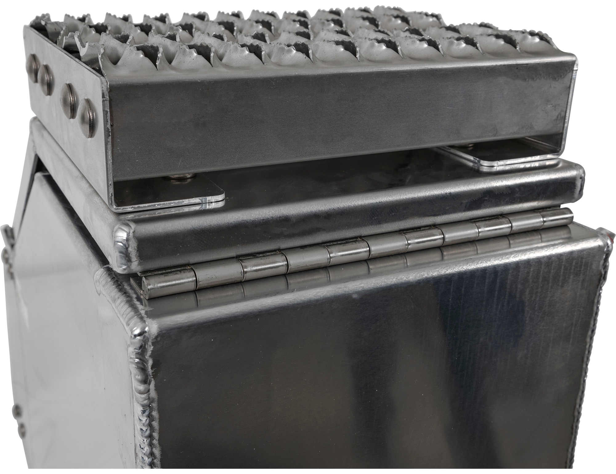 Caja de herramientas para camión de aluminio liso de 12.3 pulgadas x 28.5 pulgadas x 23.3 pulgadas de Buyers Products