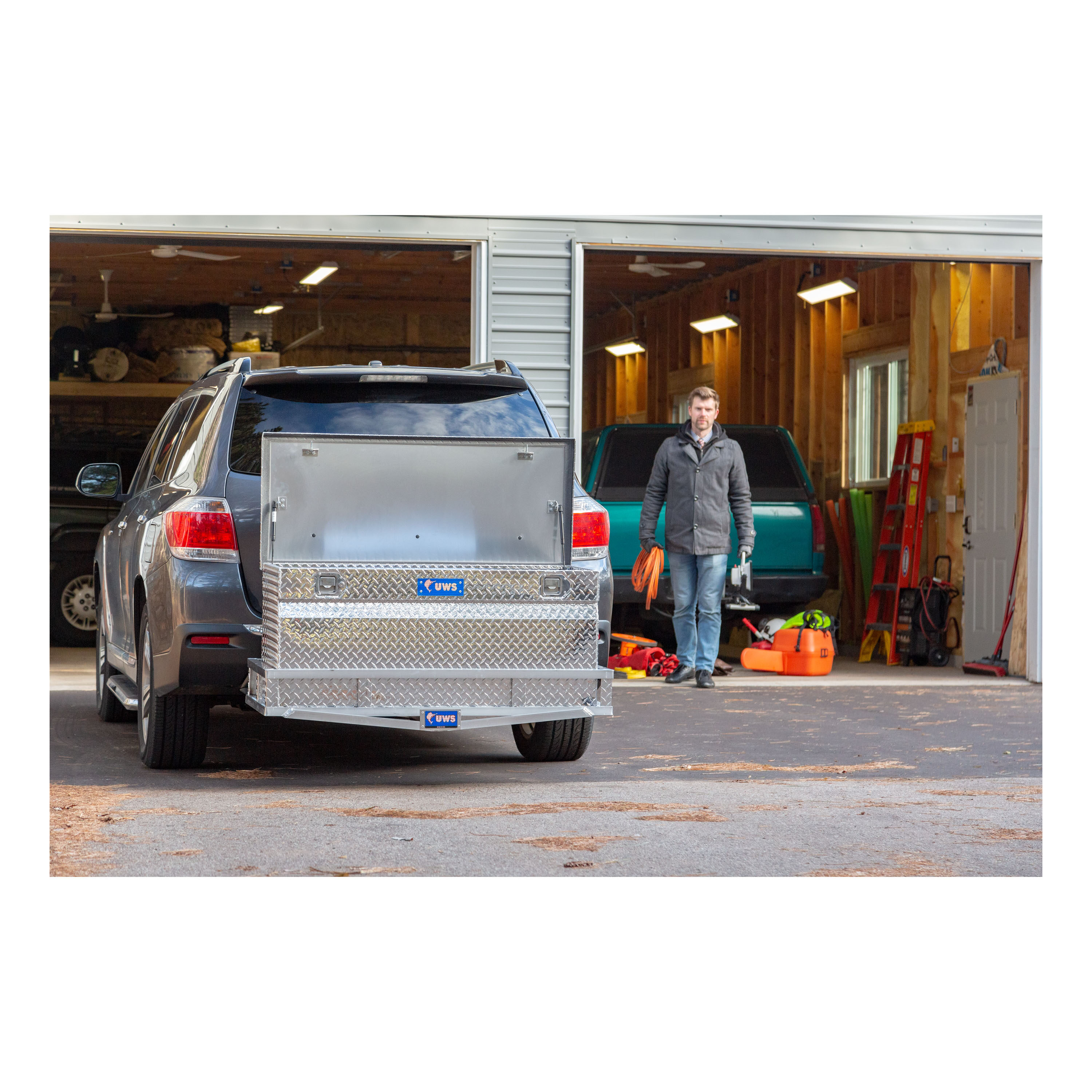 Caja de herramientas para camioneta de aluminio brillante de 47.875 pulgadas x 20.750 pulgadas x 21.250 pulgadas UWS EC20261