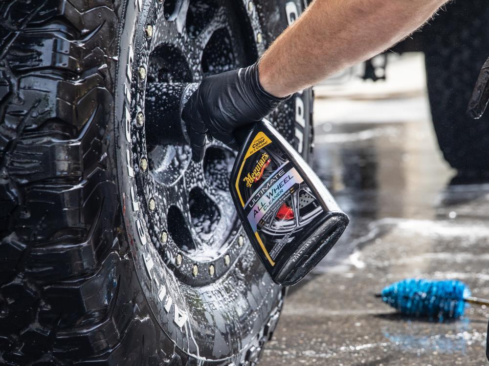 Limpiador definitivo para todas las ruedas de Meguiar's 24 onzas líquidas. Limpieza exterior de coche G180124.