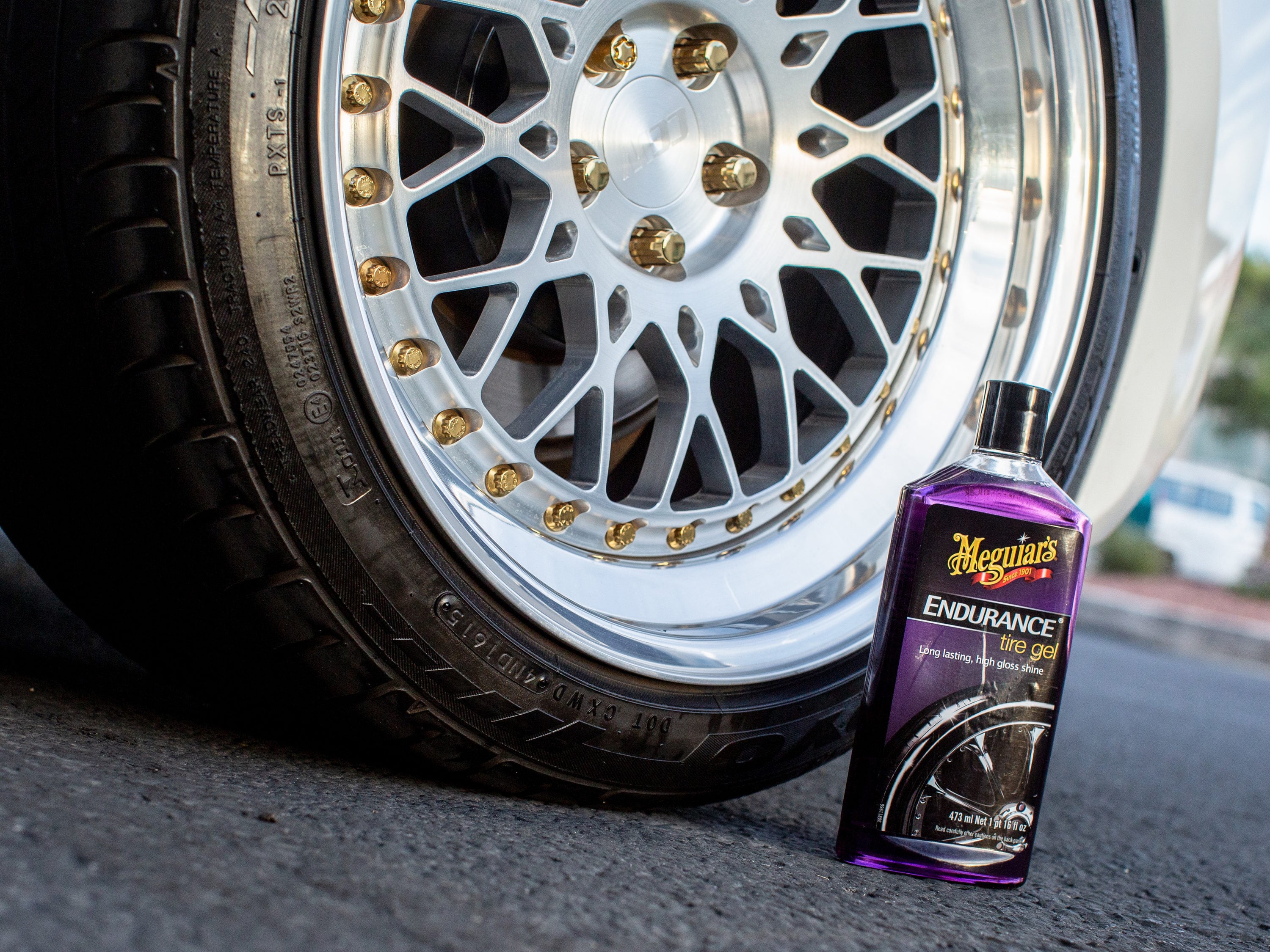 Gel para llantas de larga duración Meguiar's 16 onzas líquidas - Lavado exterior de automóviles G7516