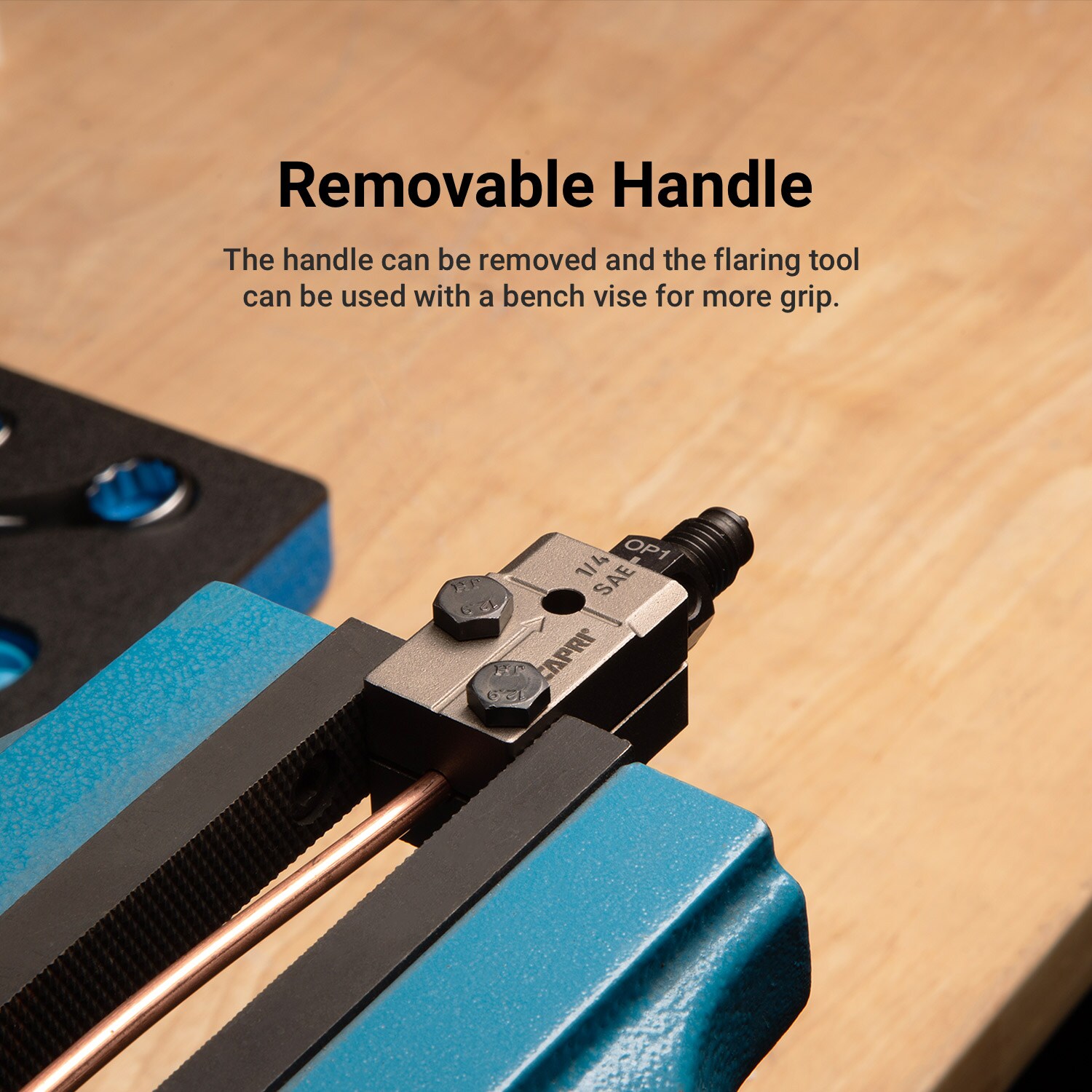 Kit de herramientas compactas para doble estirado de Capri Tools para tubería de 1/4 de pulgada, crea doble estirado SAE de 45 grados de alta calidad, portátil y fácil de usar CP21110-14