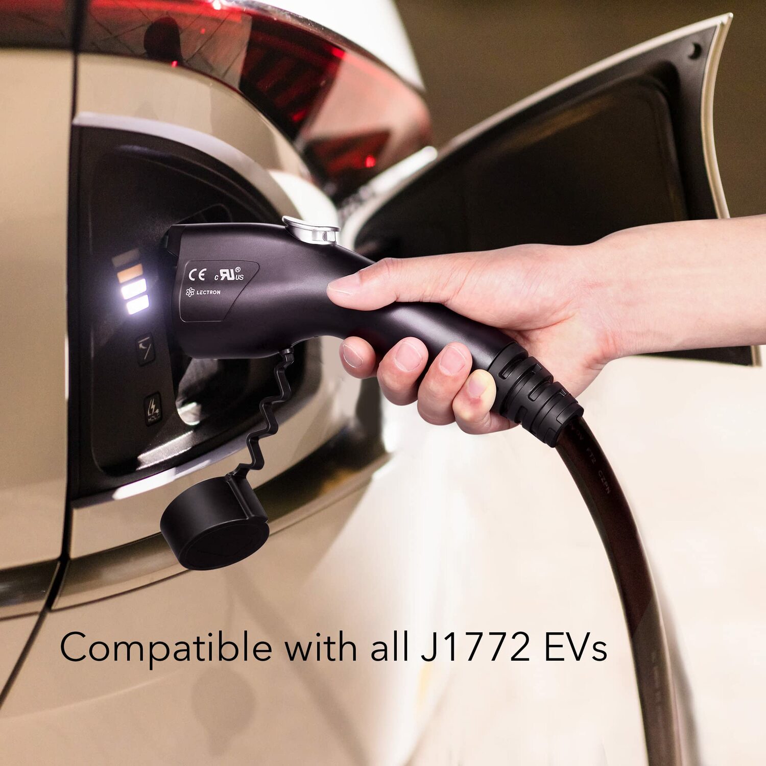 Estación de carga de vehículos eléctricos Lectron Nivel 1 con Enchufe NEMA 15-15p: hasta 15 Amperios/120 Voltios con cable de 21 pies