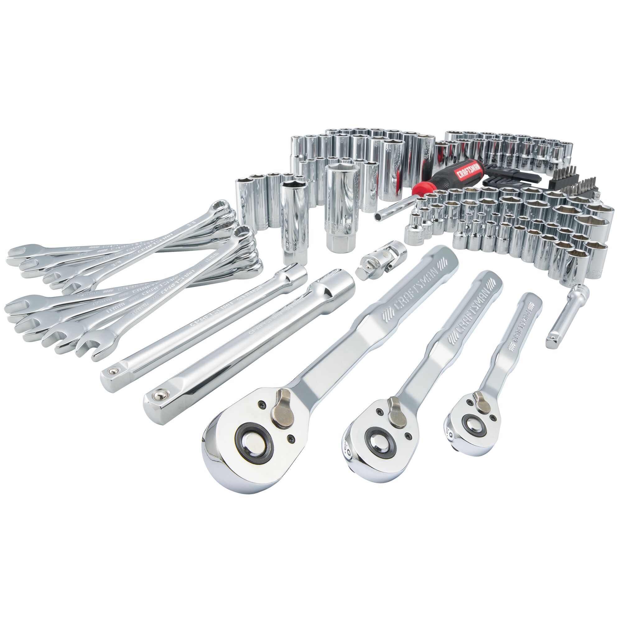Juego de herramientas mecánicas estándar (SAE) y métricas de cromo pulido de 135 piezas de CRAFTSMAN con estuche resistente CMMT12124L