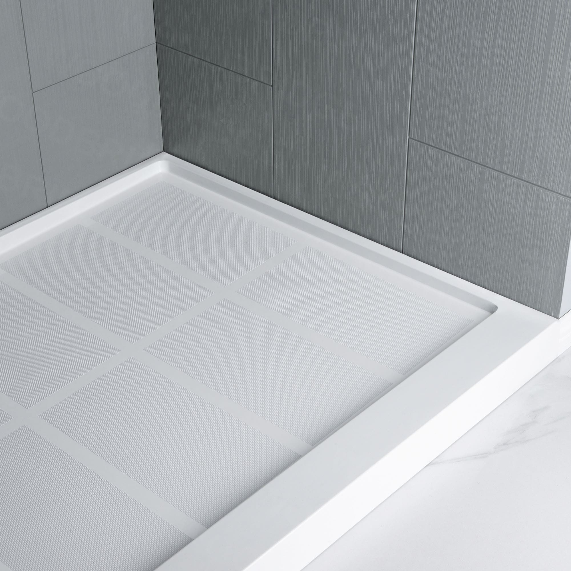 Kit de panel de ducha alcove Woodbridge Wooler de 60 pulgadas x 60 pulgadas x 36 pulgadas en gris mate de 3.0 piezas