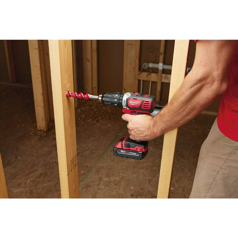 Milwaukee M18 Taladro Percutor Inalámbrico de Iones de Litio de 1/2 pulgada con Kit de 2 baterías de 1.5Ah, cargador y estuche rígido - 2607-22CT