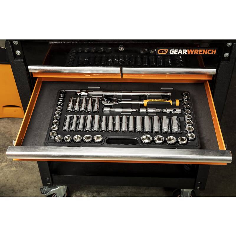 Juego de trinquetes y dados estándar y profundos, en pulgadas y milímetros, de 1/4, 3/8 y 1/2 pulg. de GEARWRENCH con 90 dientes de manejo (163 piezas) - 8586789CB