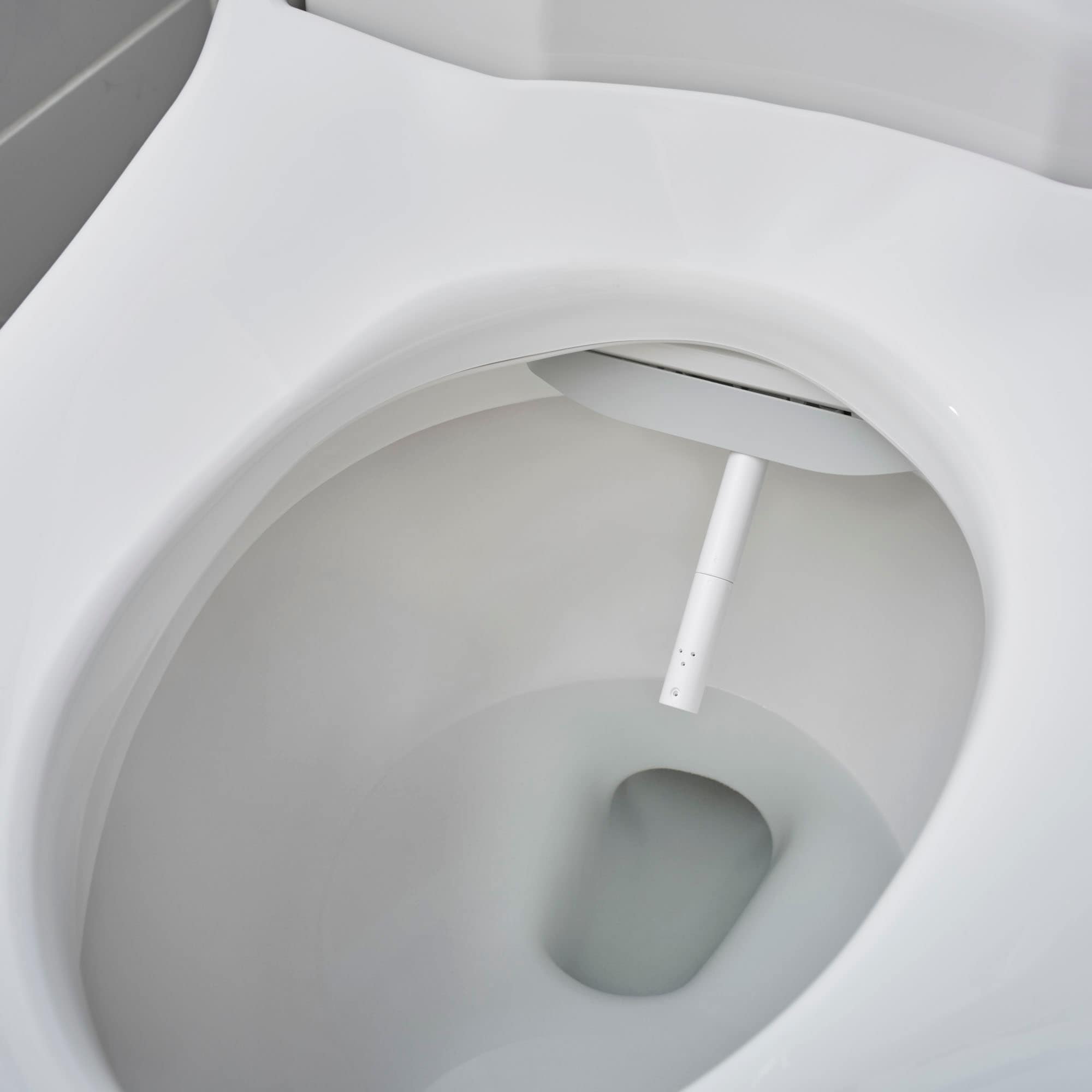 Asiento de inodoro bidet alargado inteligente blanco de plástico con cierre suave y calefacción American Standard Advanced Clean 2.5