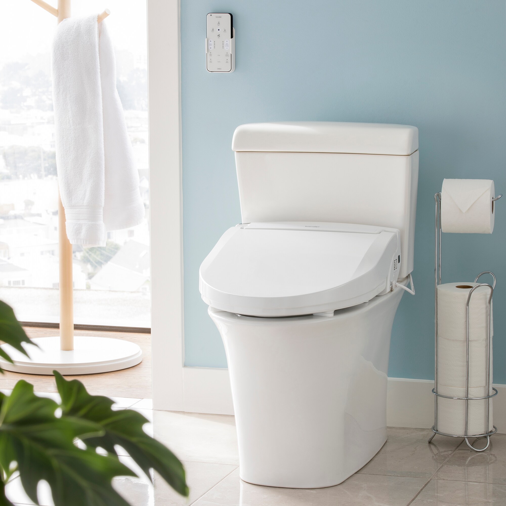 Asiento de Inodoro con Bidet Eléctrico y Tapa Redonda Suave Cierre Lento y Calentador Blanco de Plástico de Marca Brondell Swash Select DR802-RW