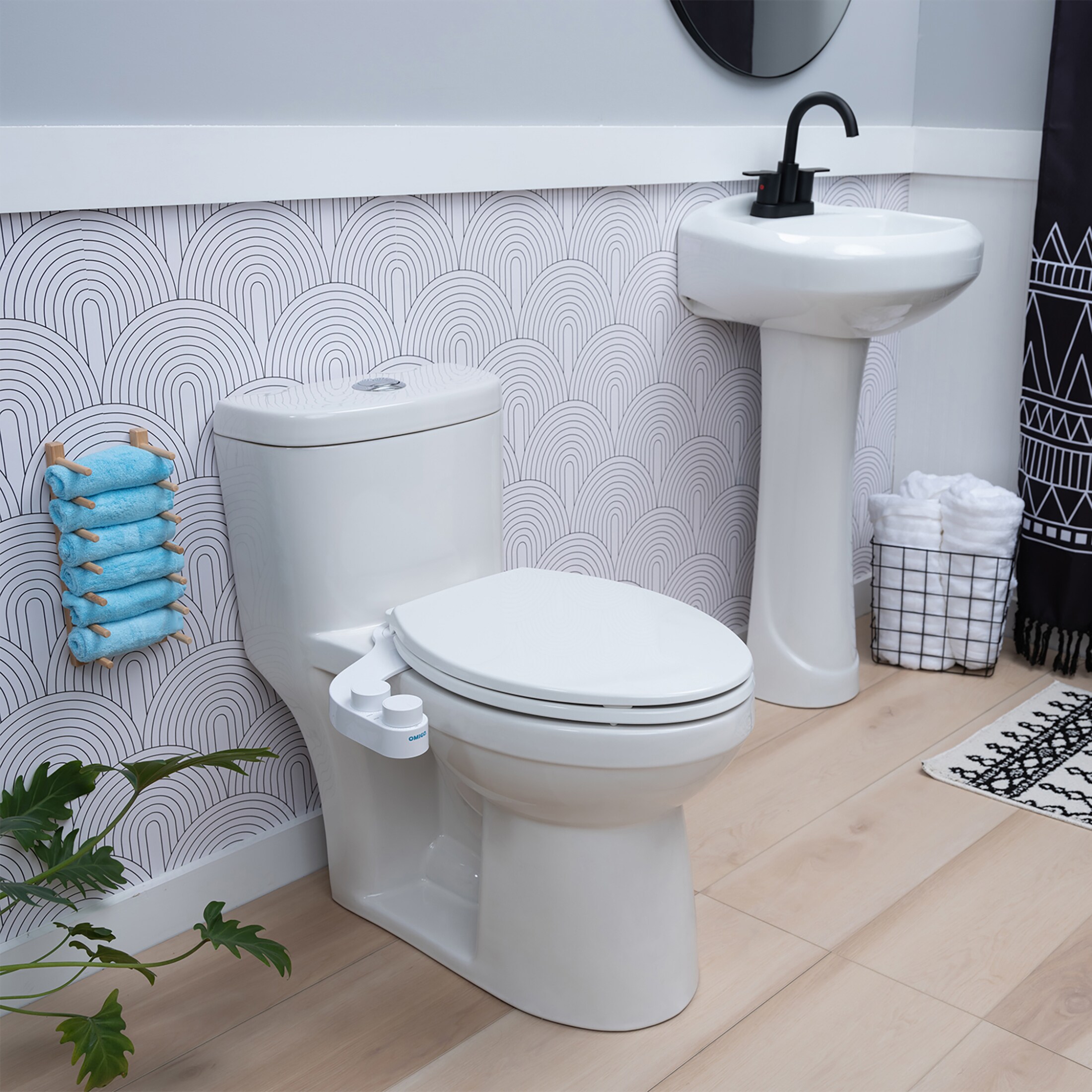 Brondell Omigo Element+ Adjunto de Bidé de Agua Tibia No Eléctrico, Blanco CBHA-D