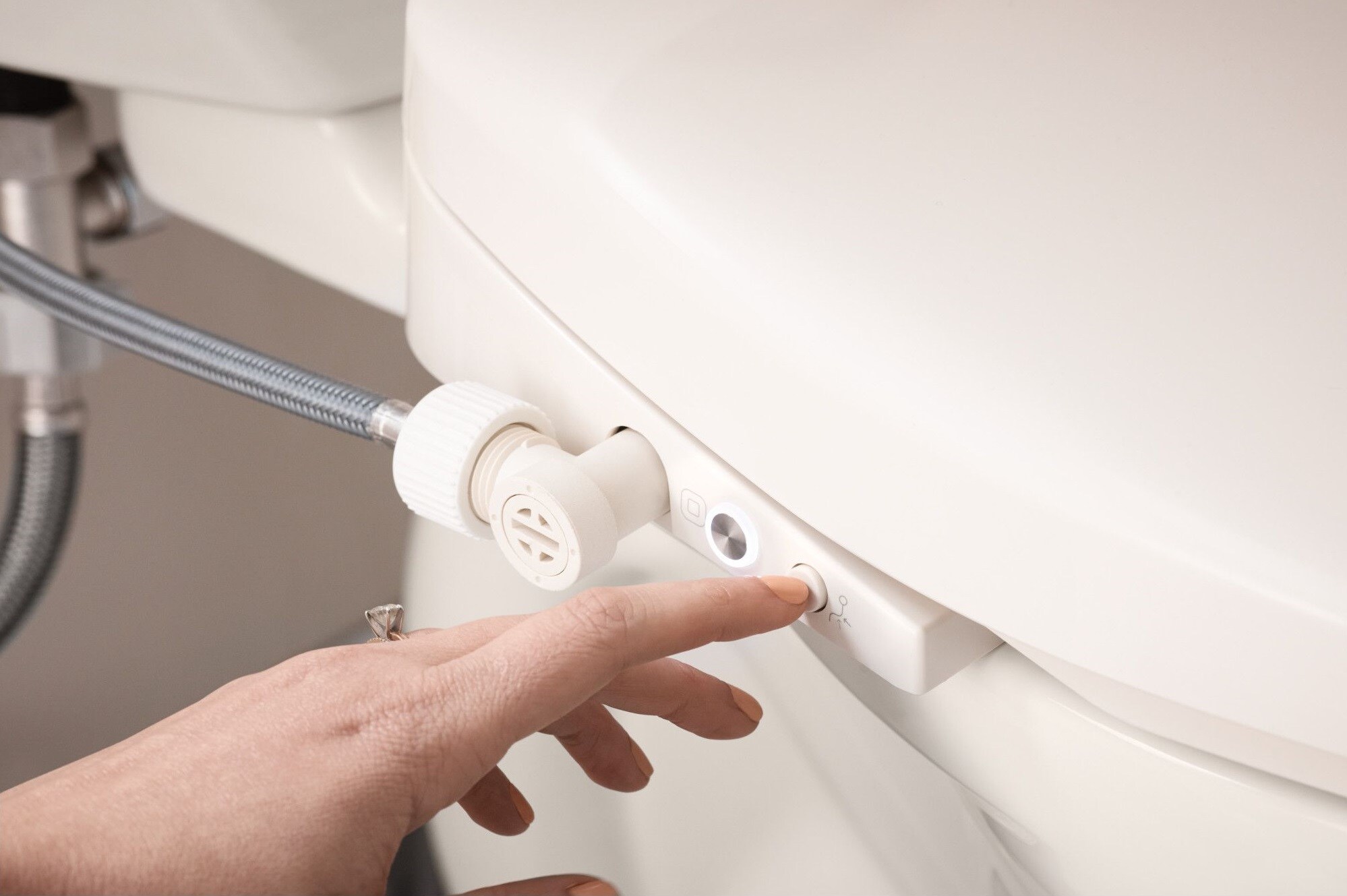 Asiento de bidé inteligente de plástico alargado con cierre suave y calentador "Biscuit" Moen EB1500-EBS