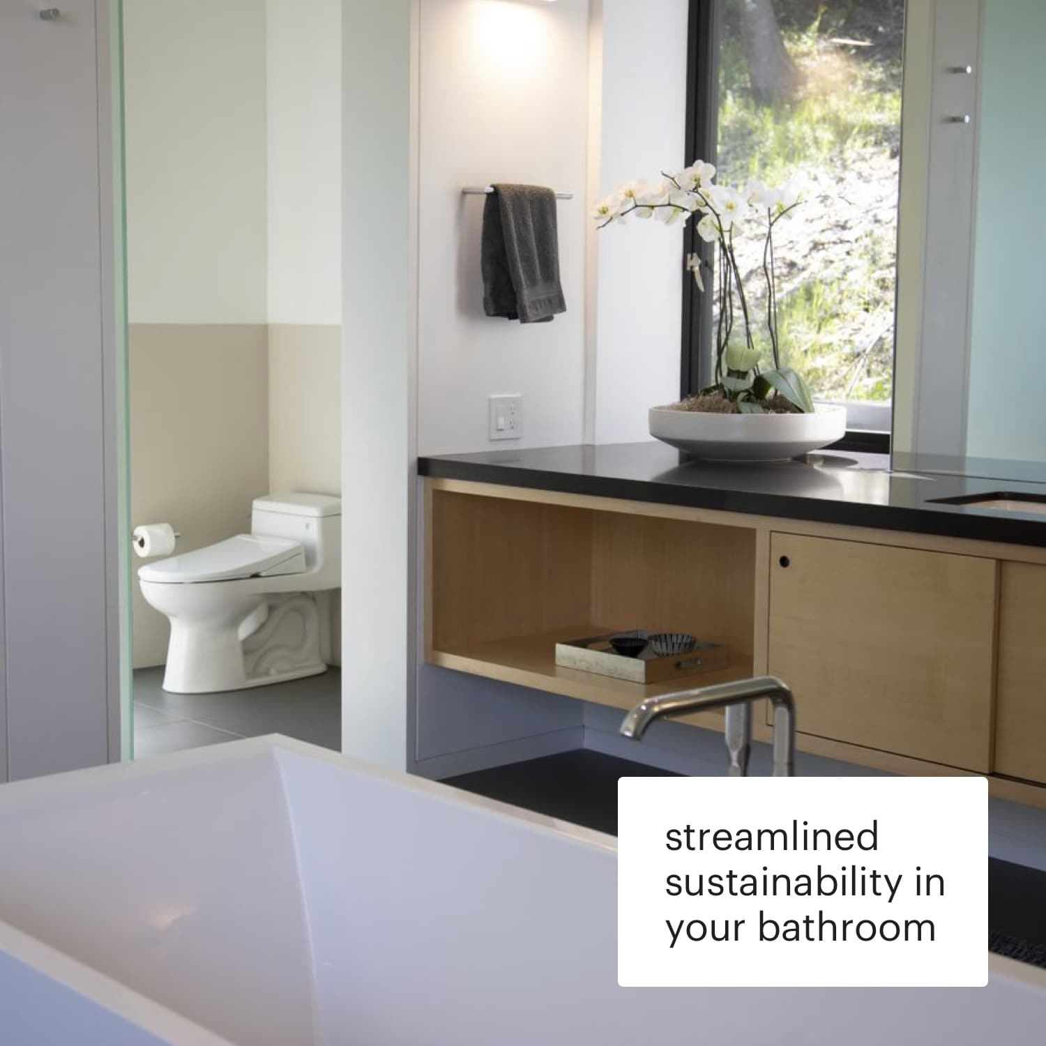 Asiento de Bidet de Lujo con Control Lateral, Taza Redonda Blanca T22-RW de Brondell Swash Thinline