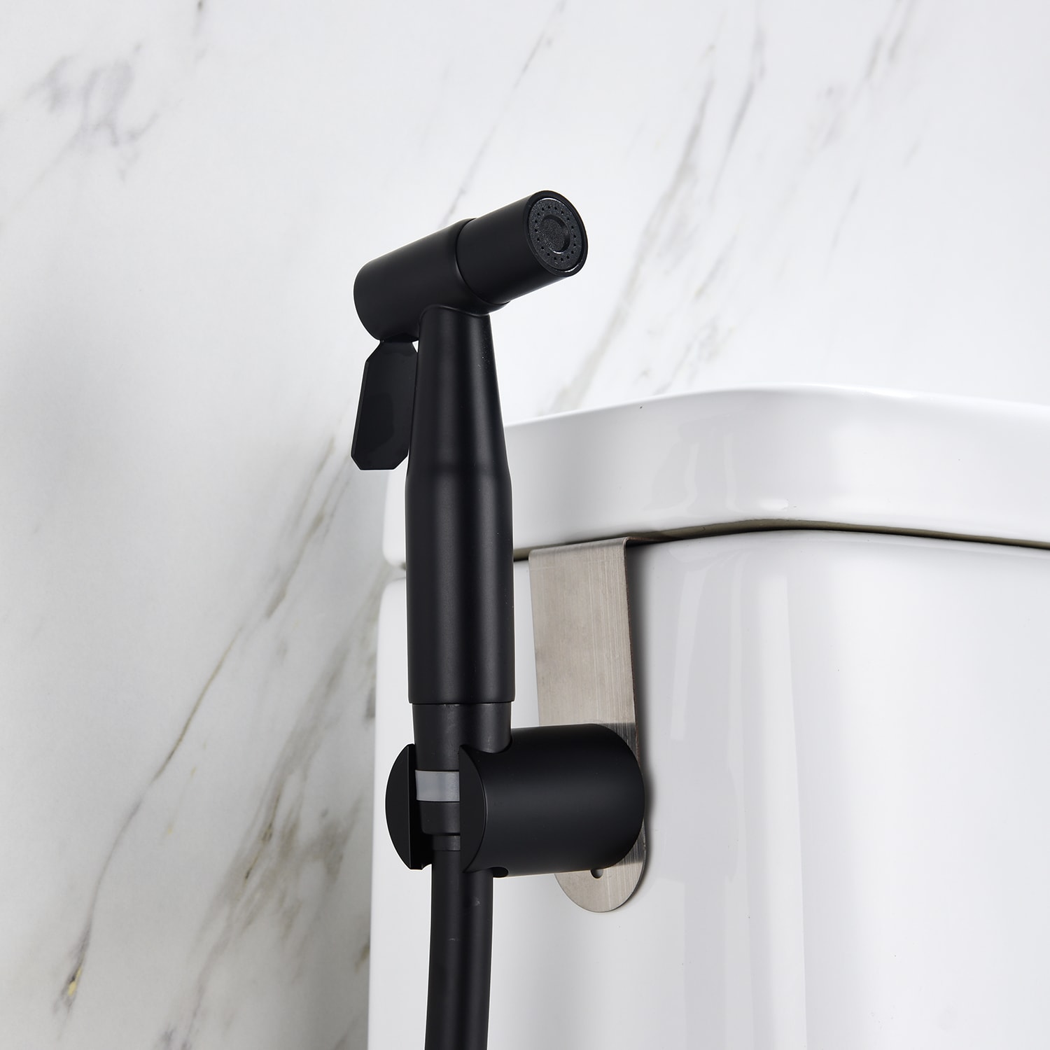 Rociador de bidé de mano montado en el inodoro en negro mate WELLFOR DTG-21BDMB