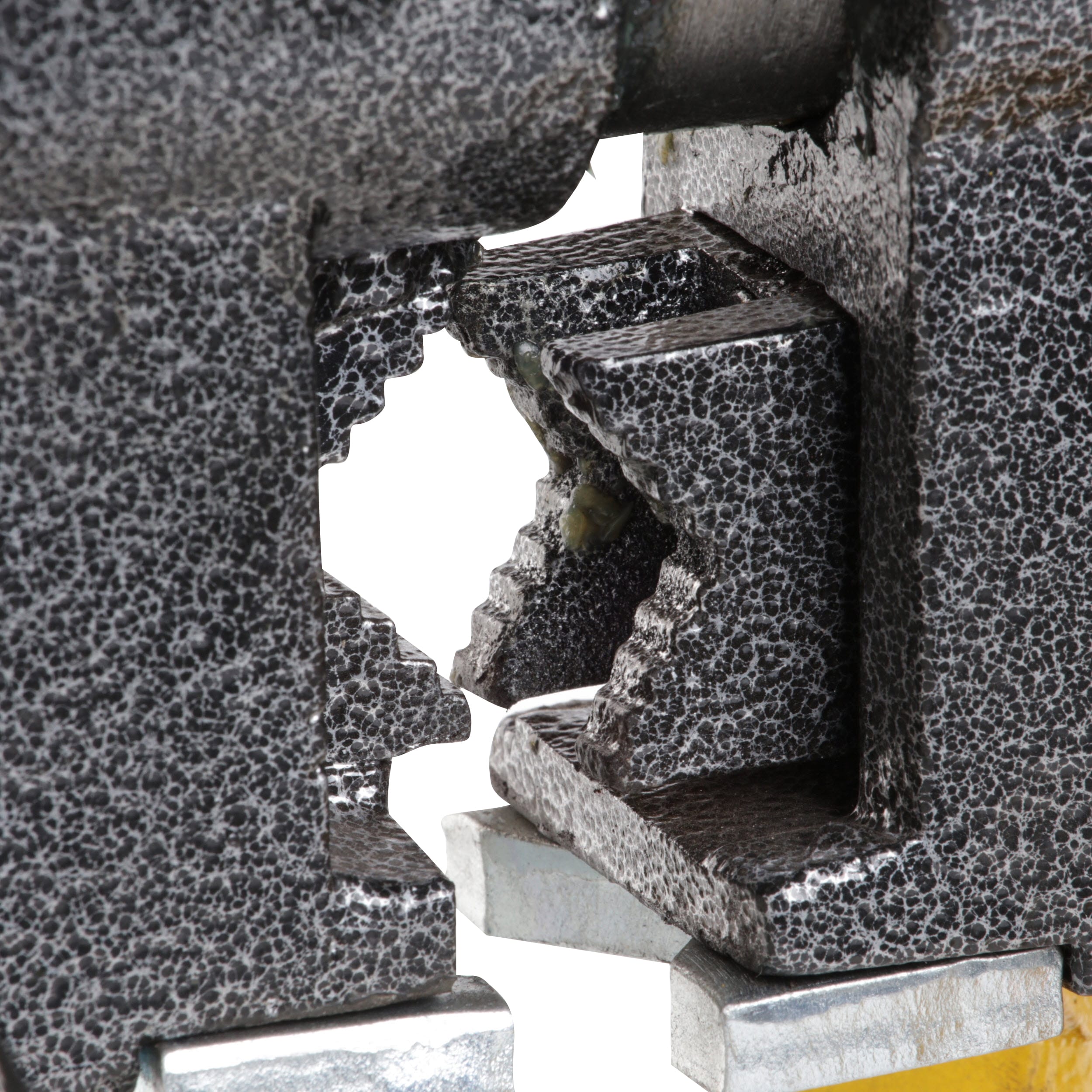Tornillo de Banco Multiusos de Hierro Fundido con Mordazas Ajustables de 5 pulgadas Olympia Tools 38-644