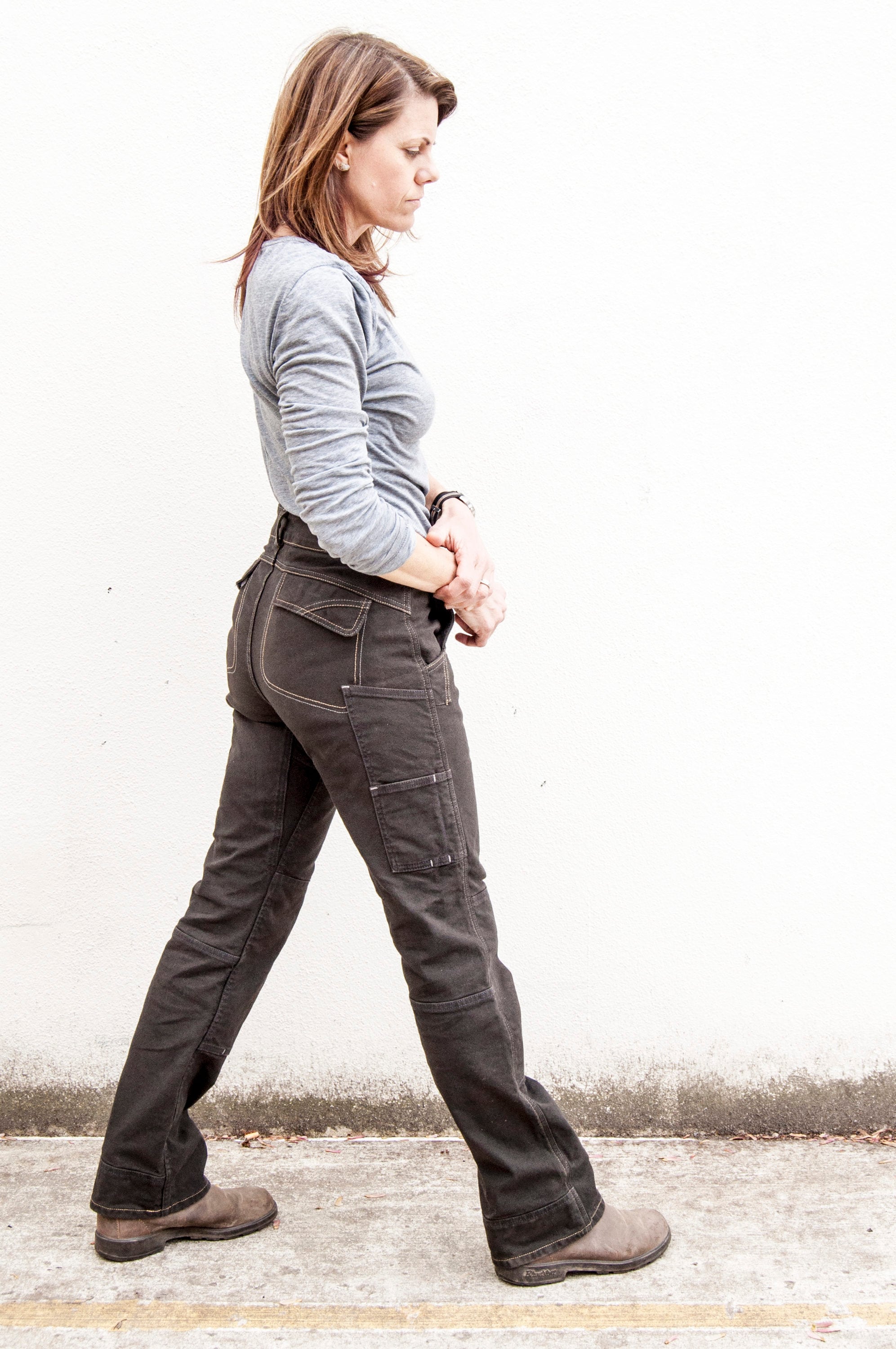 Pantalones de trabajo de lona color marrón oscuro para mujer de Dovetail Workwear (12 x 32)