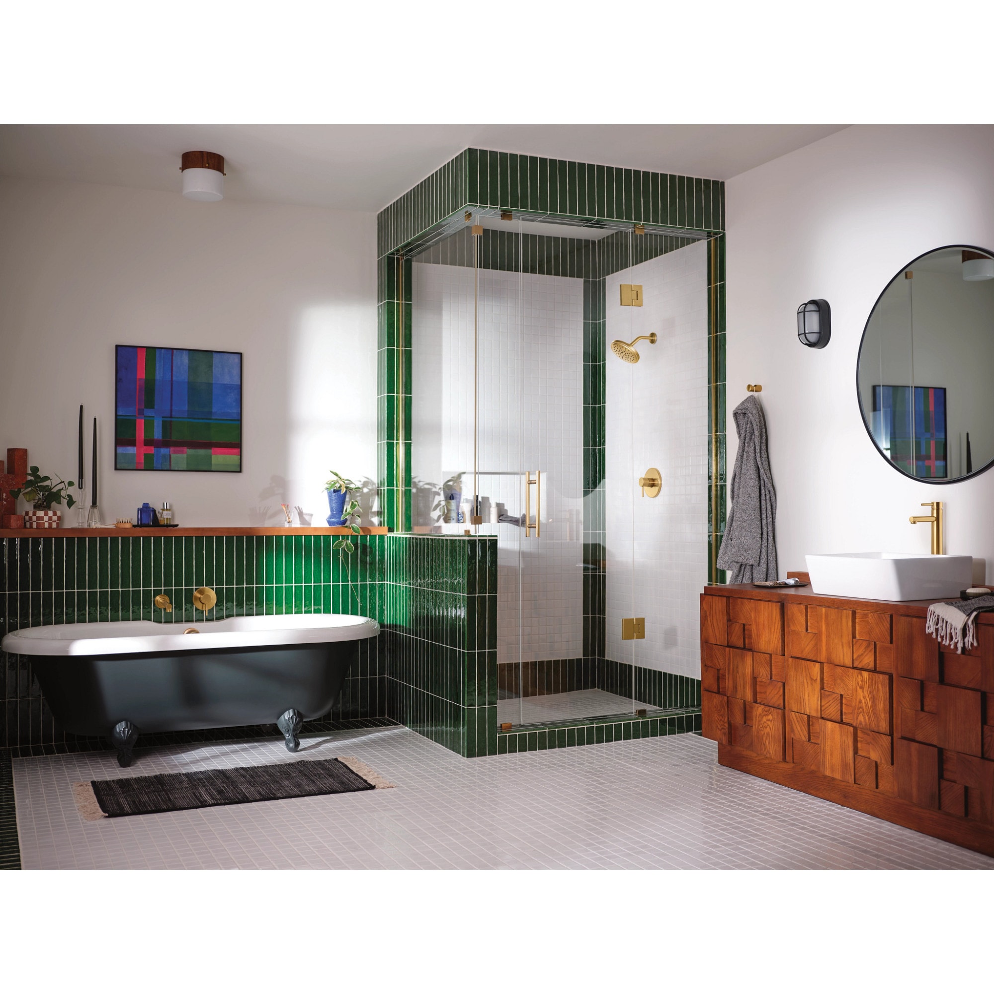Grifo de Bañera y Ducha de 1 Mango en Dorado Cepillado de 7 Pulgadas con Función Única (Válvula no Incluida) UT3292BG