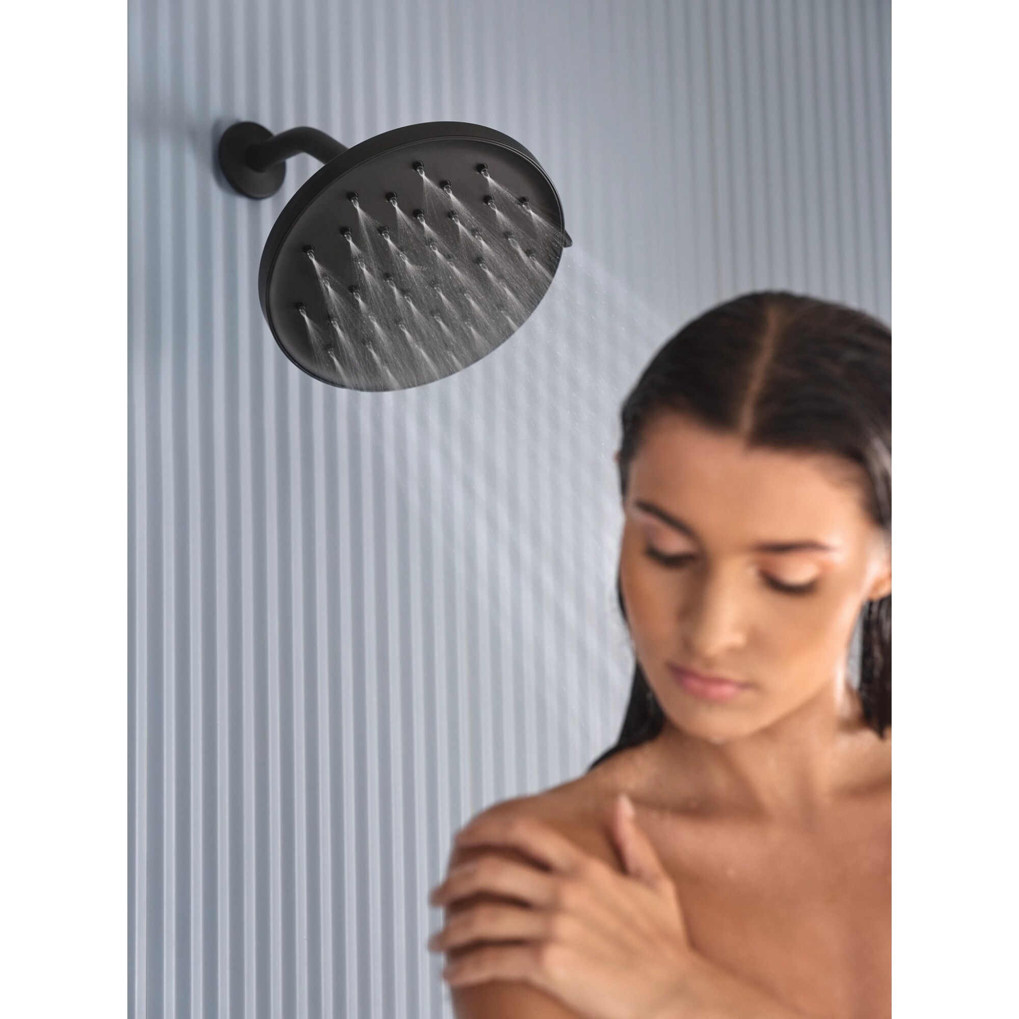 Grifo de bañera y ducha redondo de función única en negro mate de Moen (Válvula no incluida) Se vende por separado