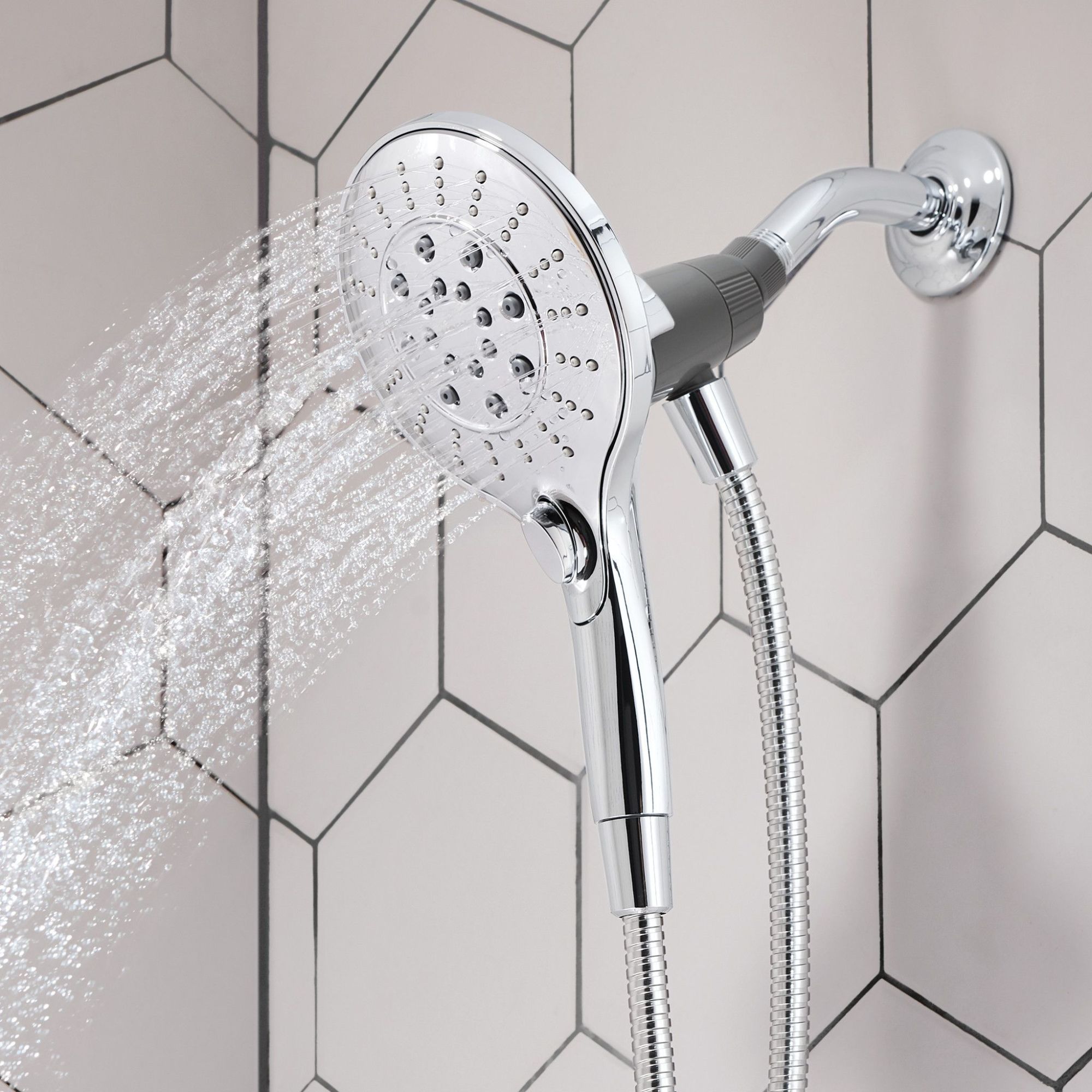 Grifo de bañera y ducha multifunción en cromo de Moen (Válvula no incluida) Se vende por separado 26115
