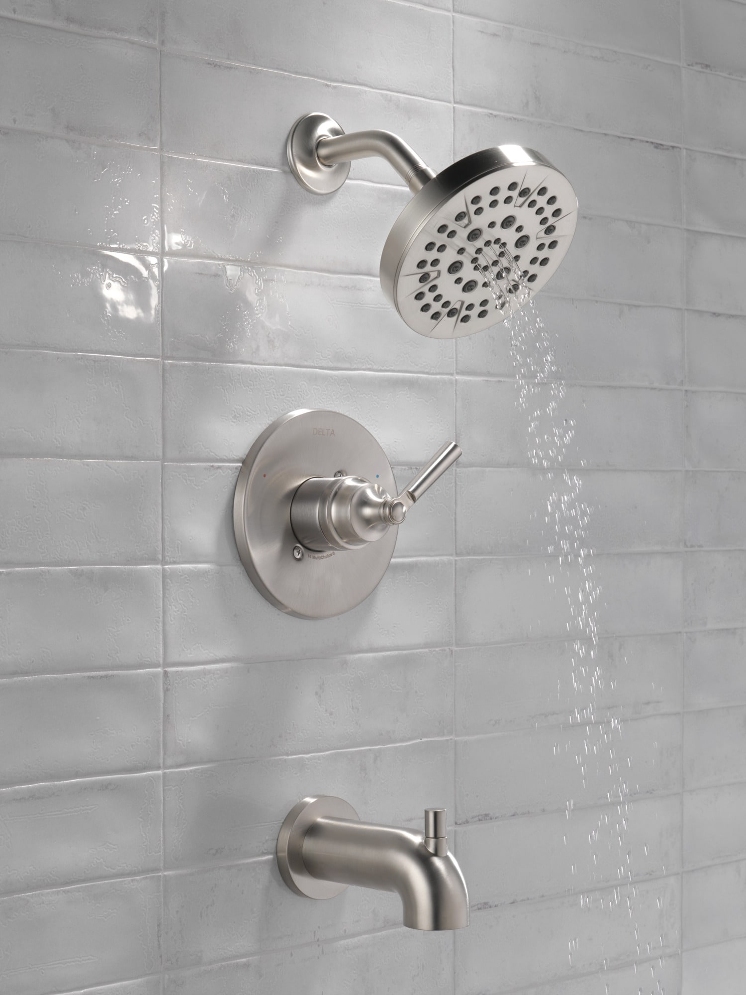 Grifo para bañera y ducha redondo de acero inoxidable de una manija y función múltiple de 6 pulgadas Delta Saylor