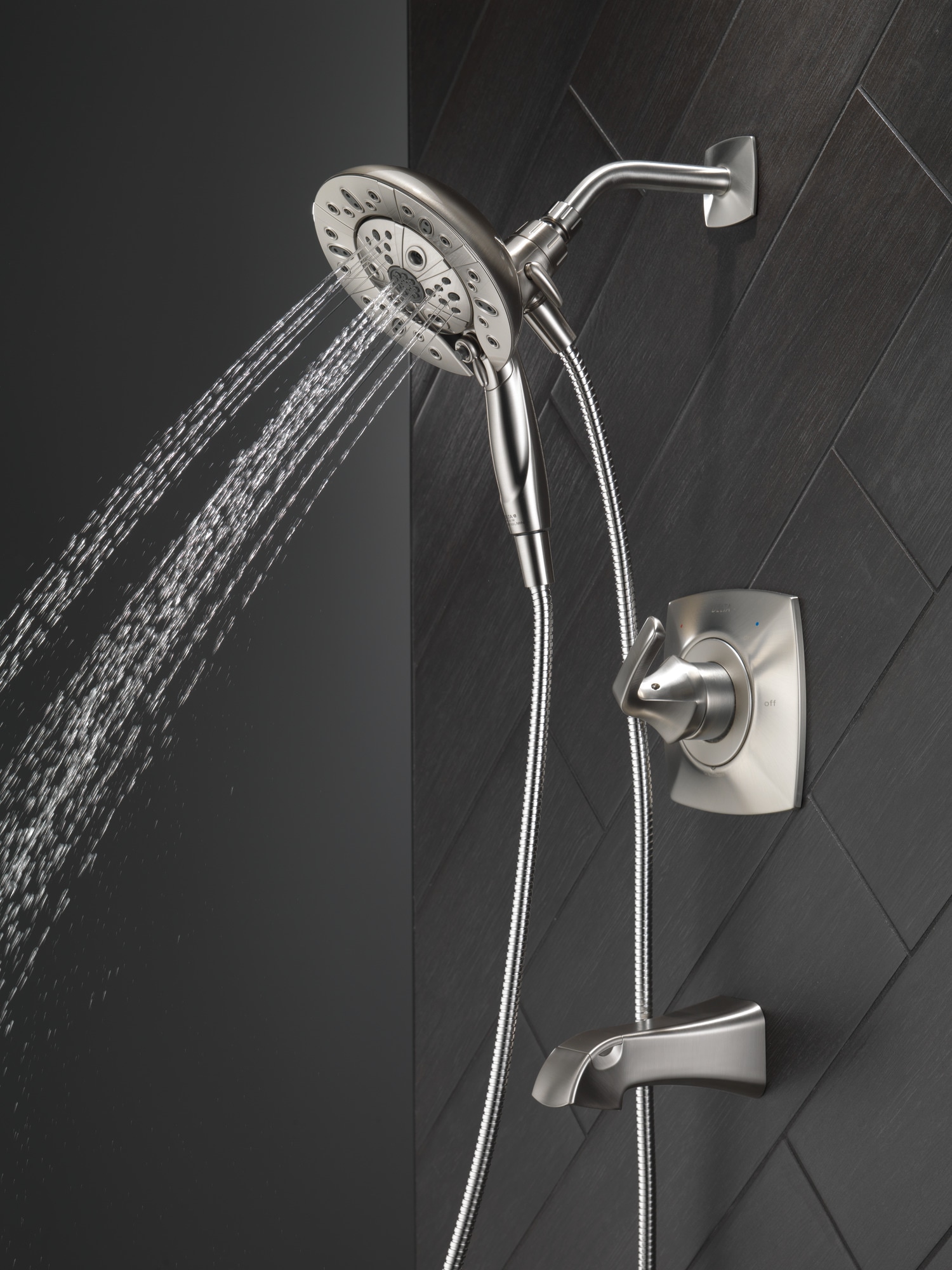 Grifo para Bañera y Ducha de una Manija en Níquel Cepillado con Spotshield de Delta Vesna de 7 pulgadas, Función Múltiple y Válvula 144789-SP-I.