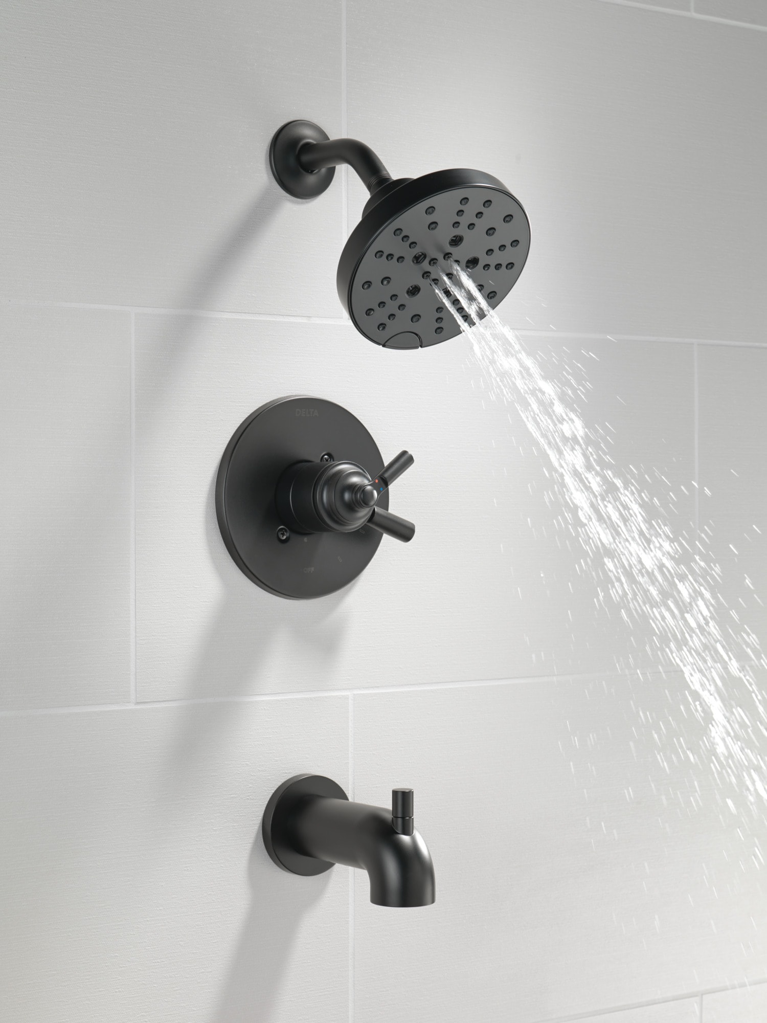 Grifo para bañera y regadera redonda de 6 pulgadas con 2 manijas en negro mate Delta Saylor