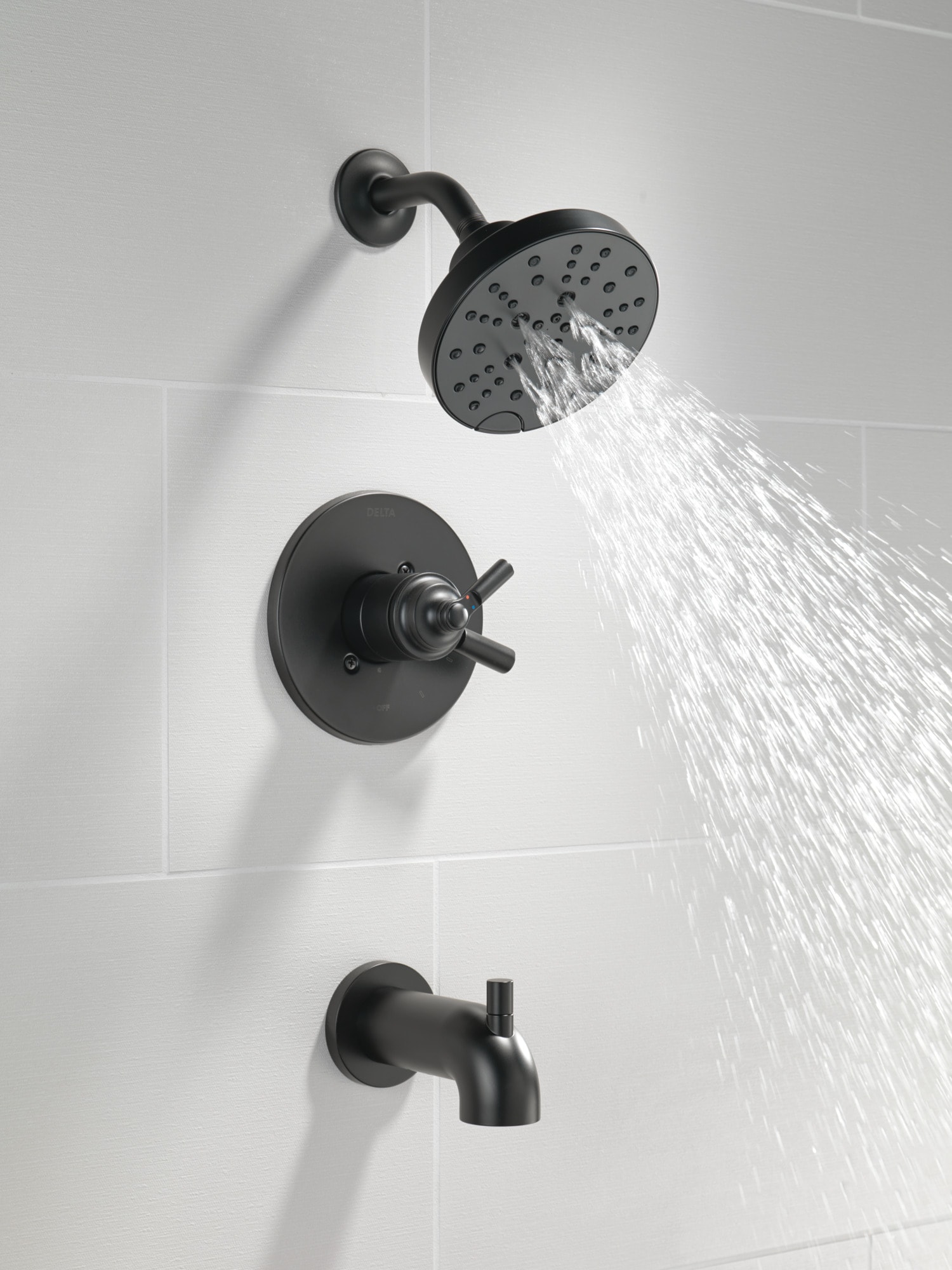 Grifo para bañera y regadera redonda de 6 pulgadas con 2 manijas en negro mate Delta Saylor