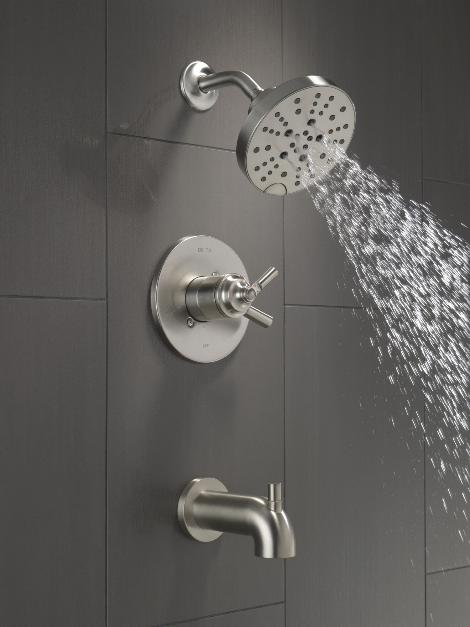Grifo de bañera redonda y ducha de acero inoxidable Delta Saylor de 2 manijas y 6 pulgadas de función múltiple T17435-SS.