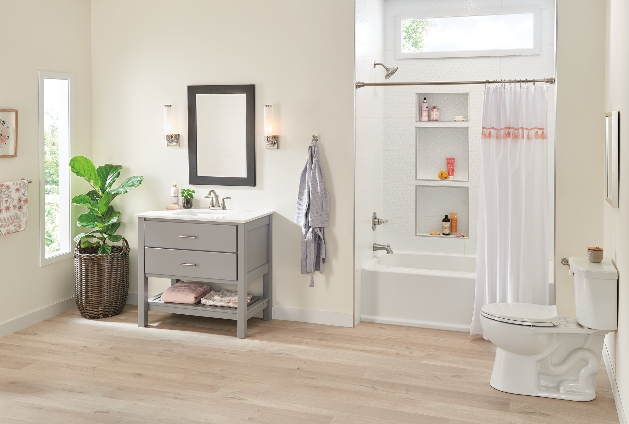 Grifo de bañera y ducha redondo de acero inoxidable Delta Woodhurst con una sola manija y función única de 6.0 pulgadas T14432-SS