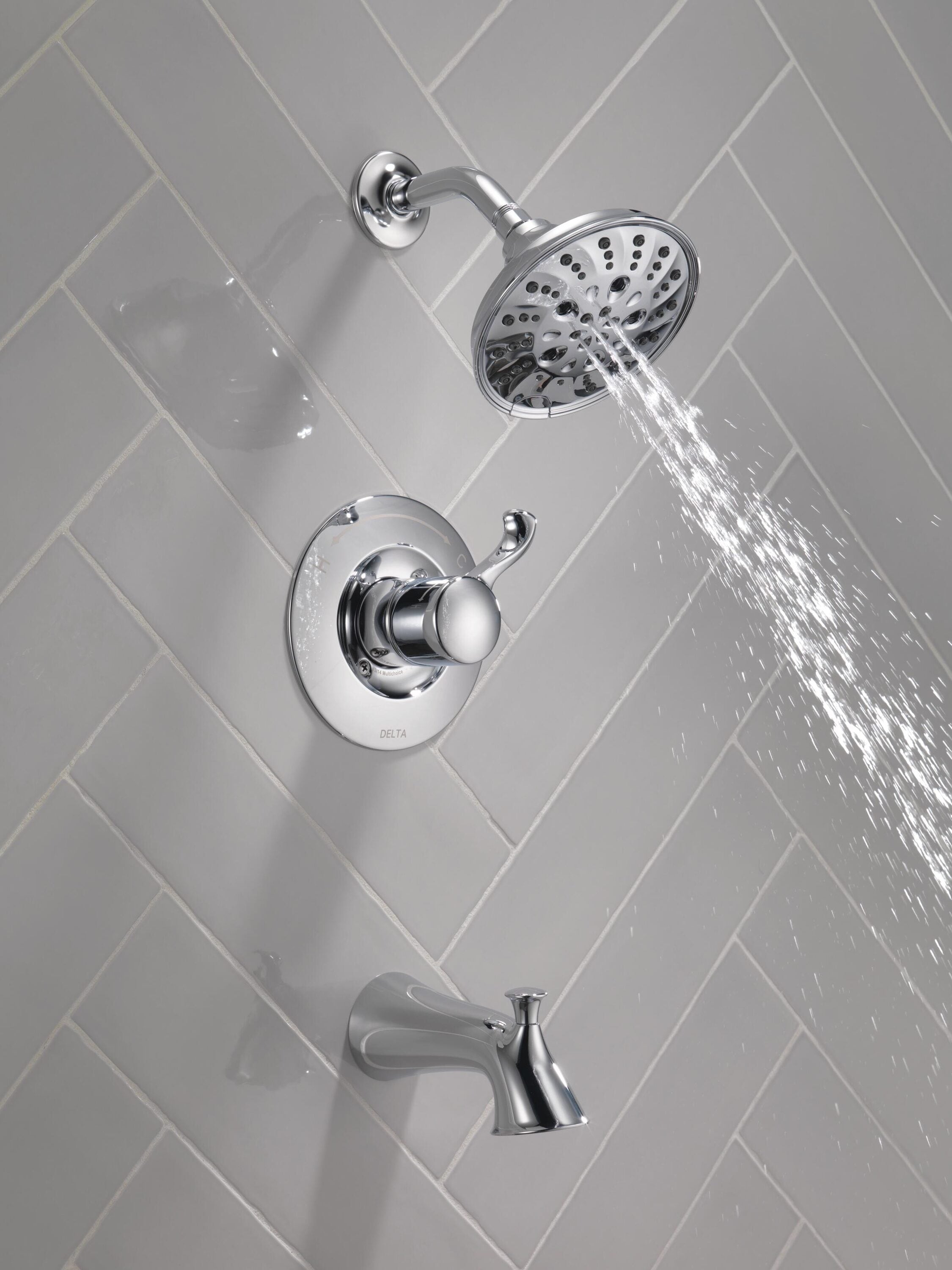 Mezcladora de bañera y ducha redonda de 6 pulgadas con 1 manija, cromo Delta Esato.