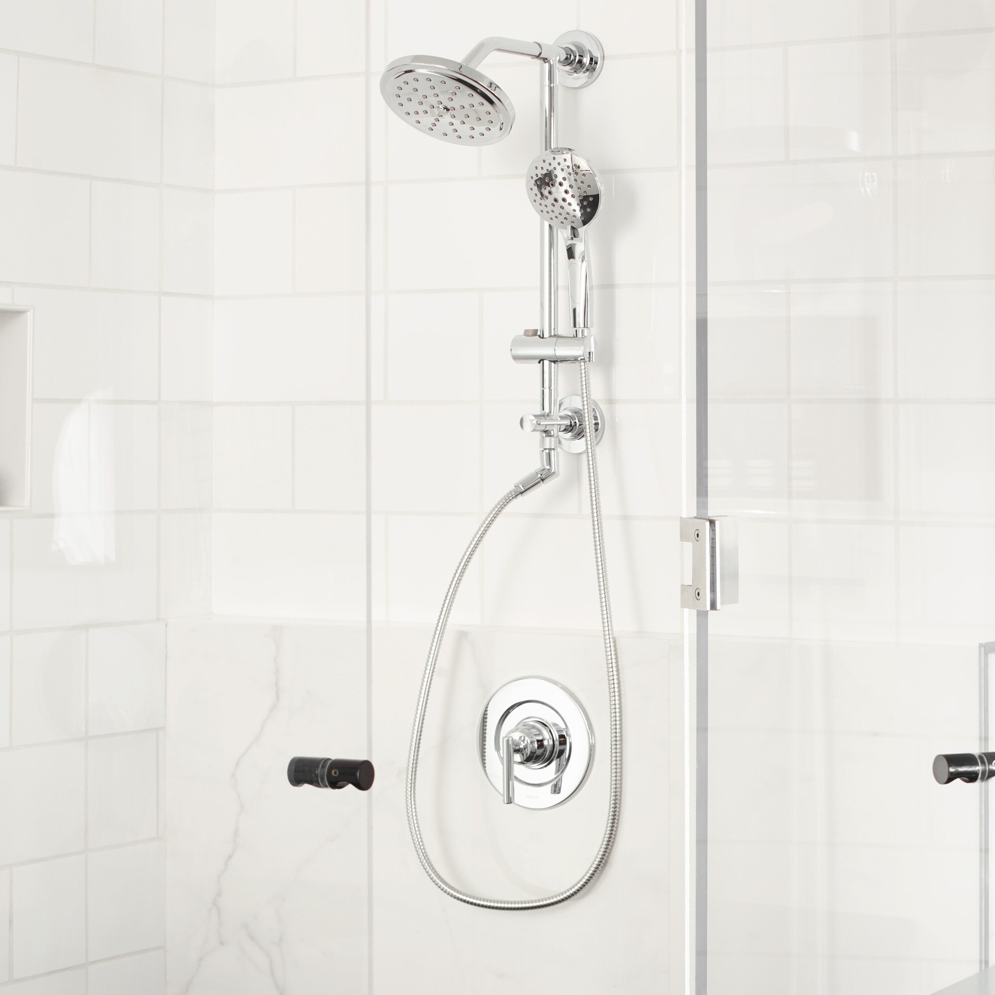 Grifo para bañera y ducha de 1 manija en cromo de Moen (Válvula se vende por separado) - T2902NH