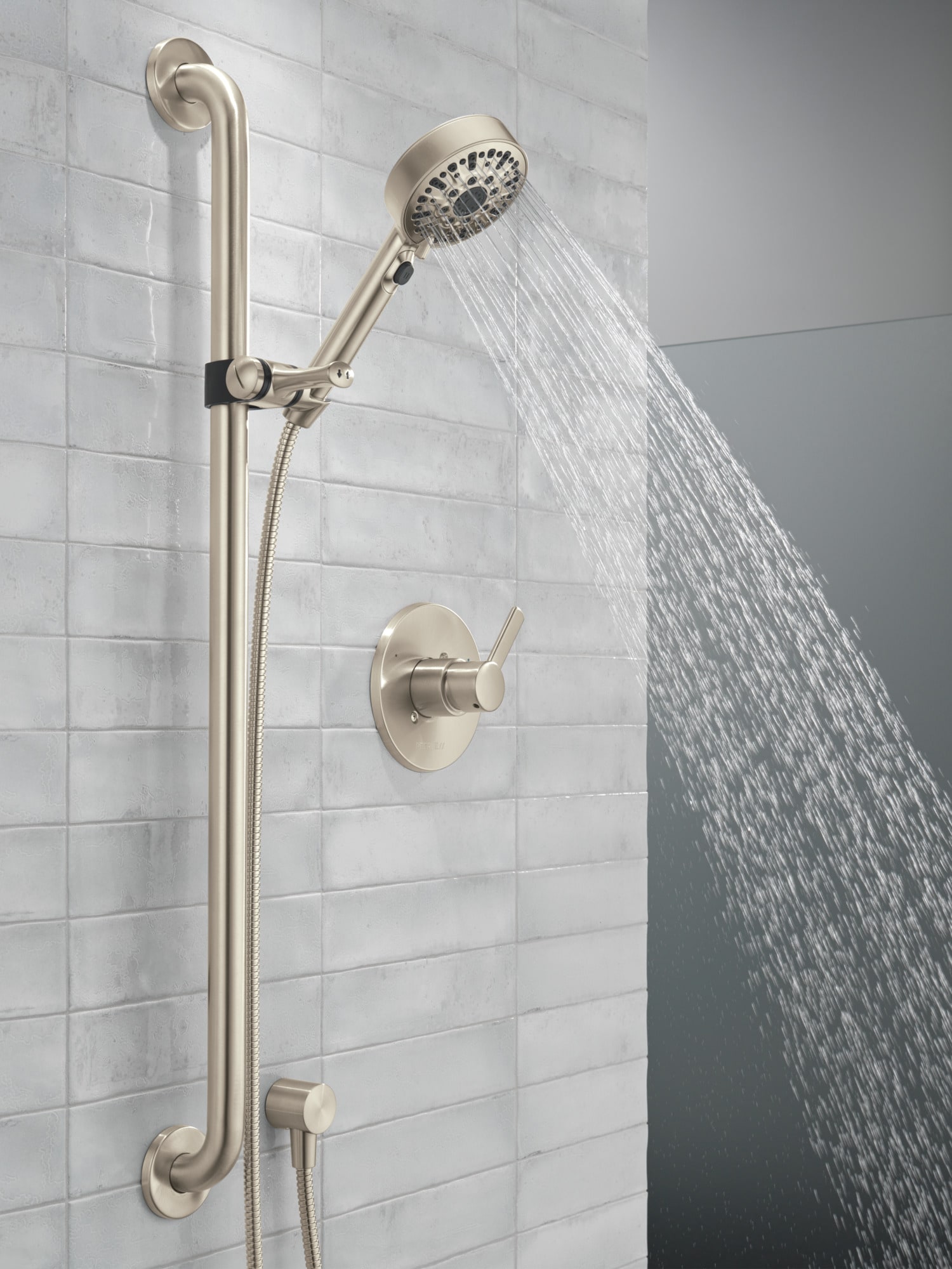 Grifería para bañera y ducha redonda de 4.56 pulgadas con un mango en acabado niquelado cepillado de la colección Peerless Precept (Válvula no incluida) PTT24347-BN