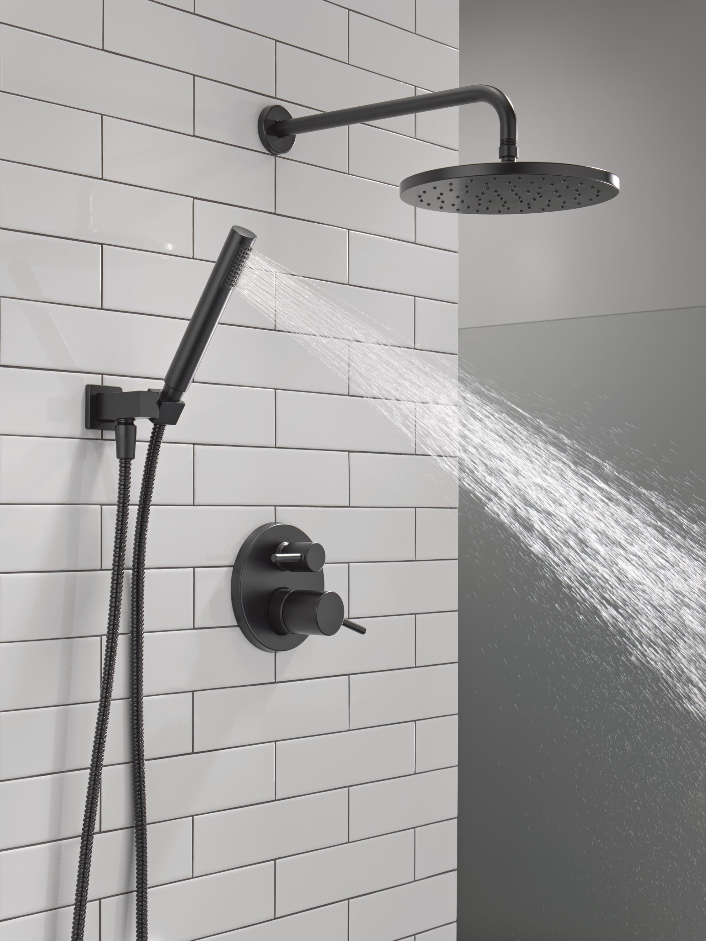 Grifo de ducha redondo de 10 pulgadas con acabado negro mate y 2 manijas - Función única con válvula Delta 342702-BL